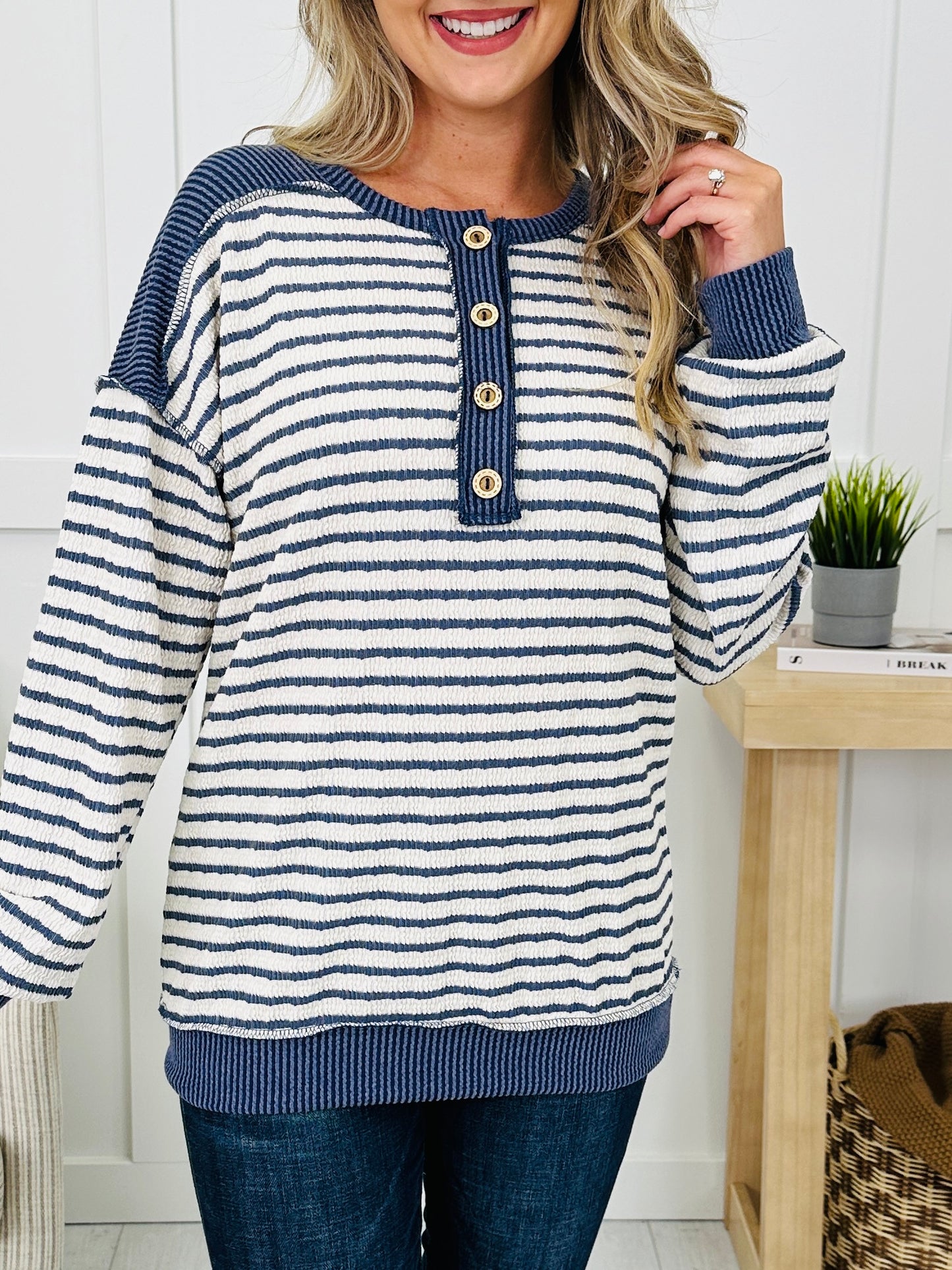 Chasing The Stillness Pullover