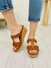 Blossom Steps Wedges In Cognac