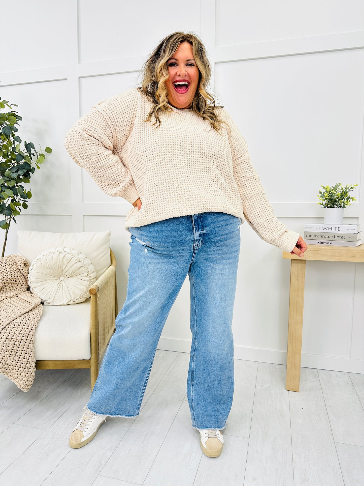 Mica No Regrets Wide Leg Jeans in Reg/Curvy