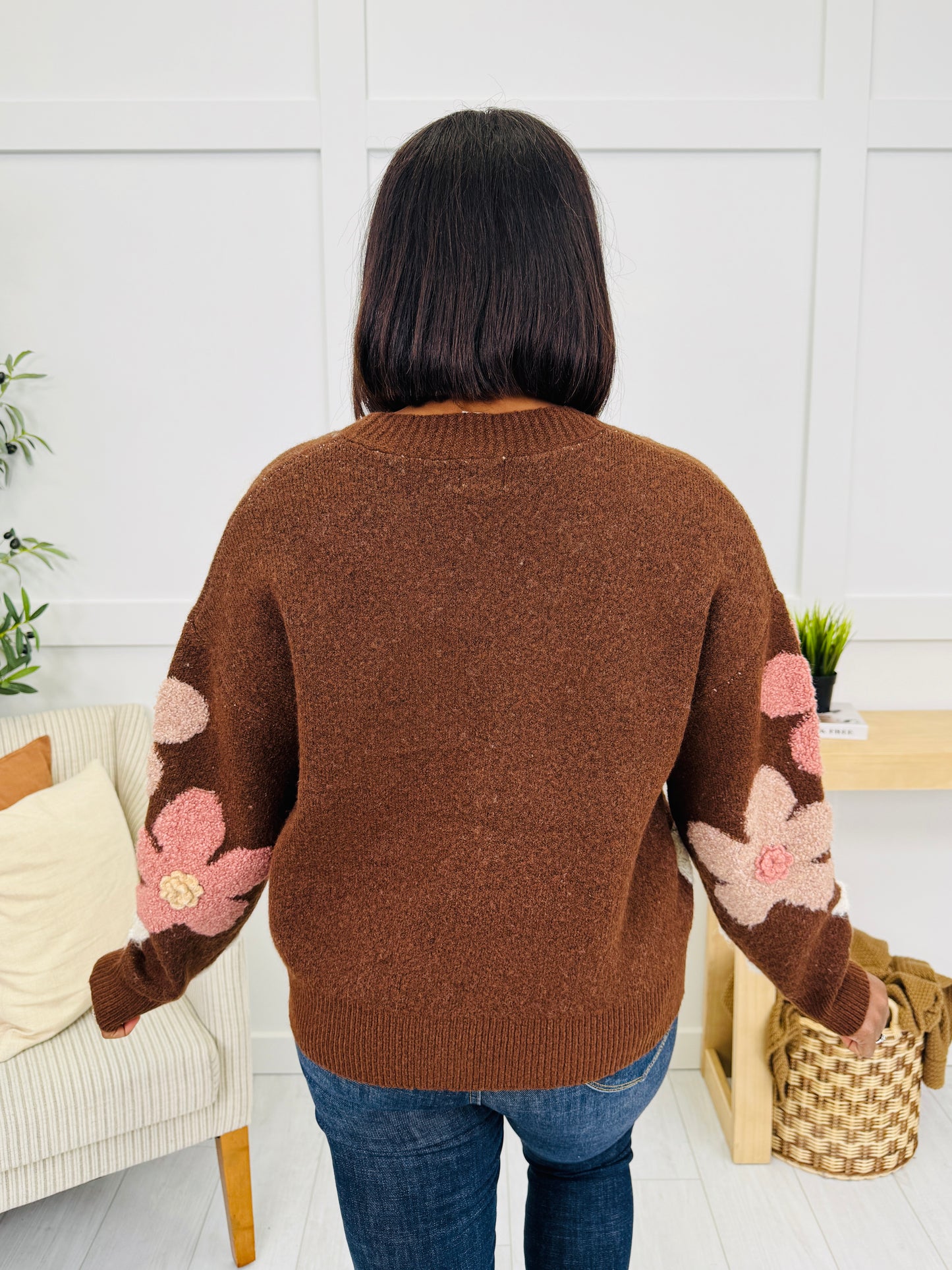 Season’s Stitch Cardigan in Brown