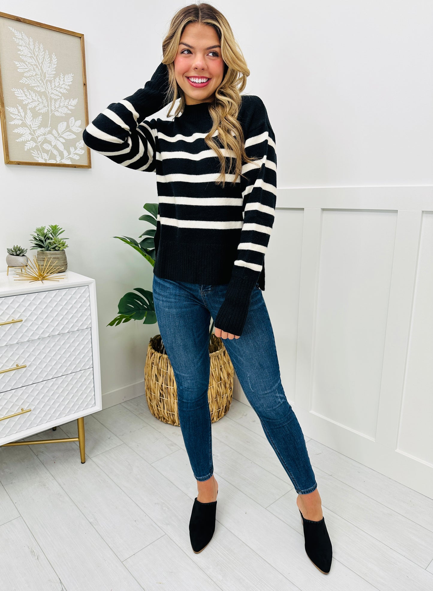 Beyond the Stripe Sweater In Oreo