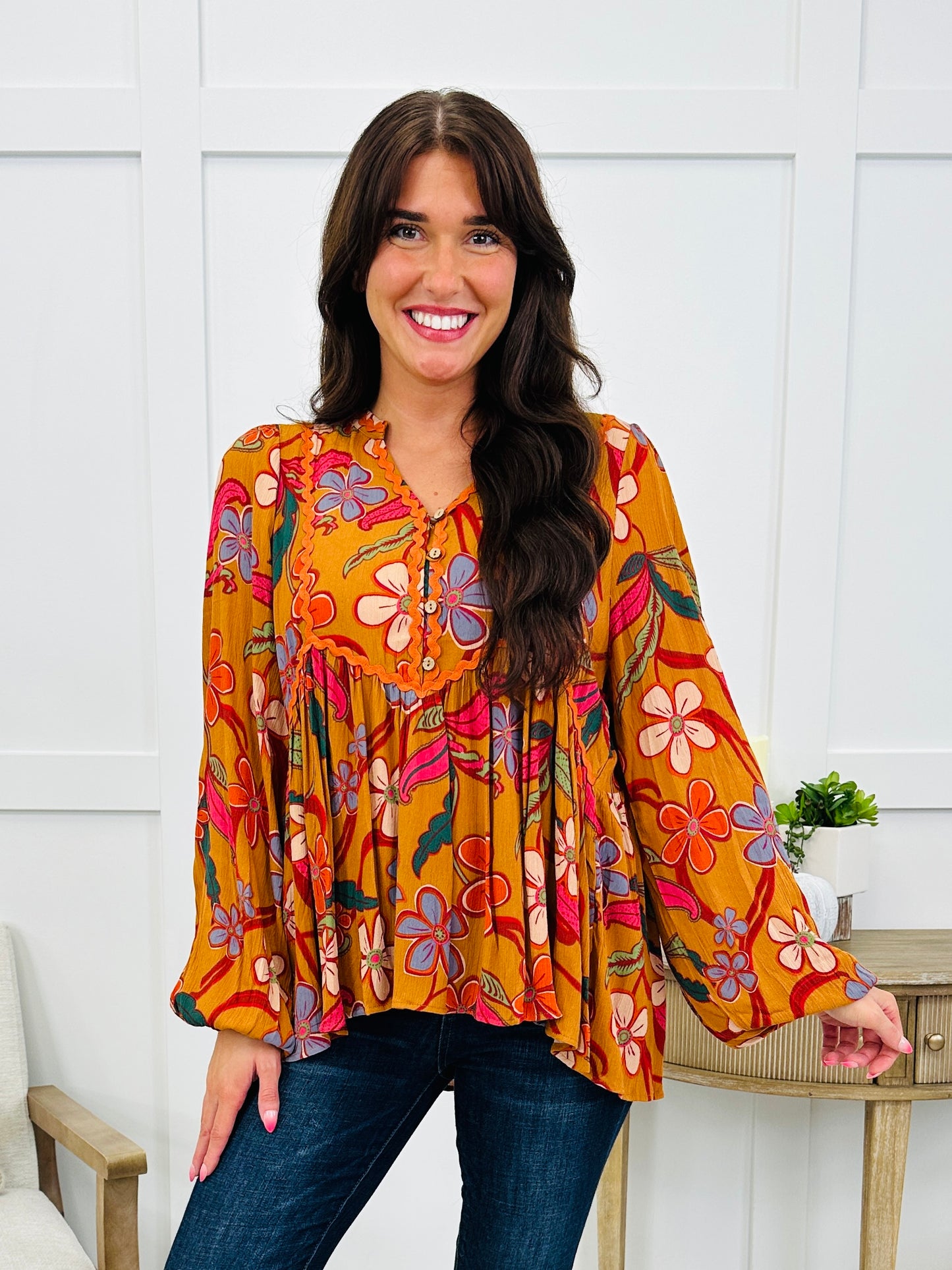 Retro Bloom Top In Camel