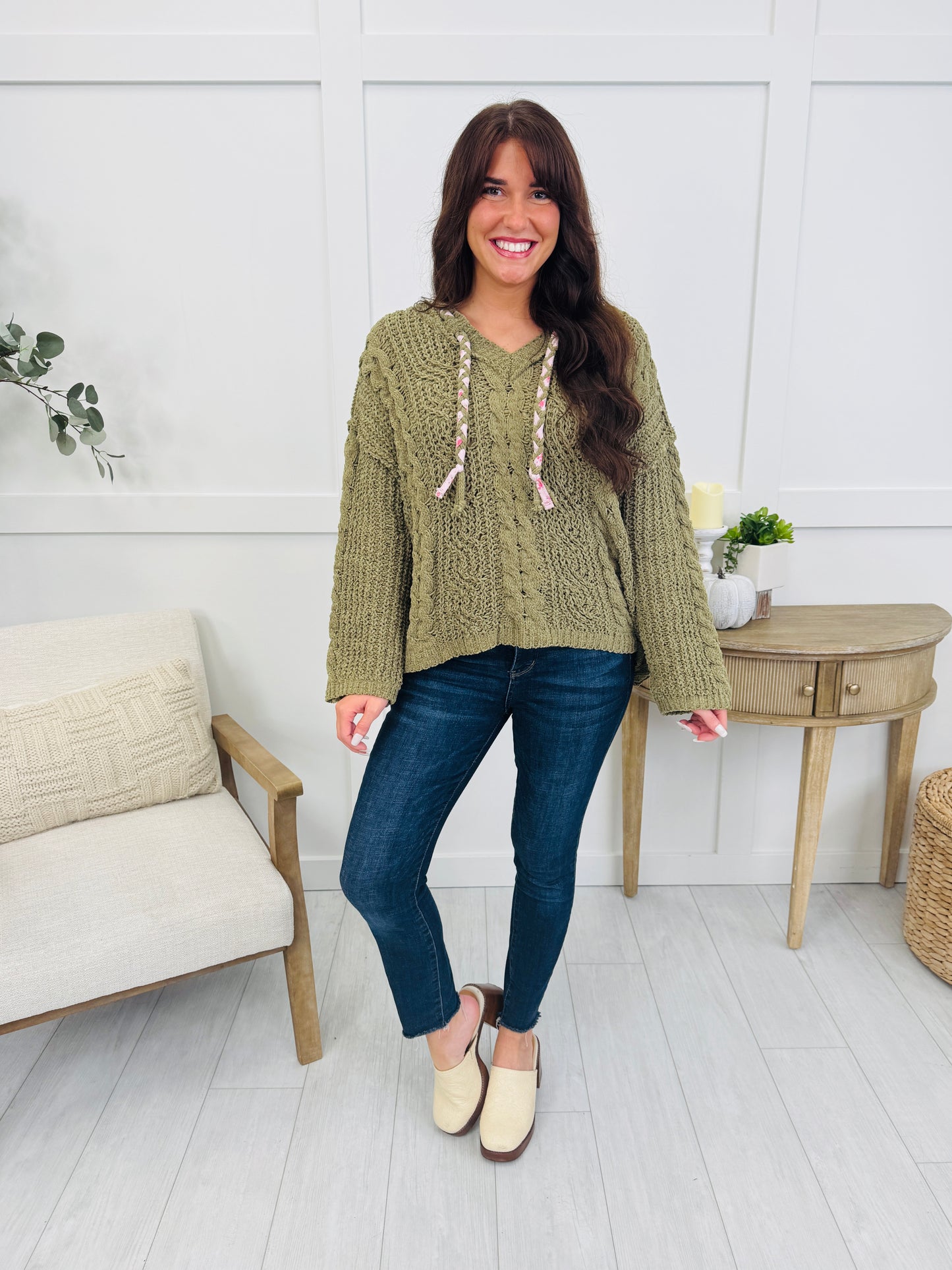Fireside Cabernet Pullover Sweater In Moss Khaki
