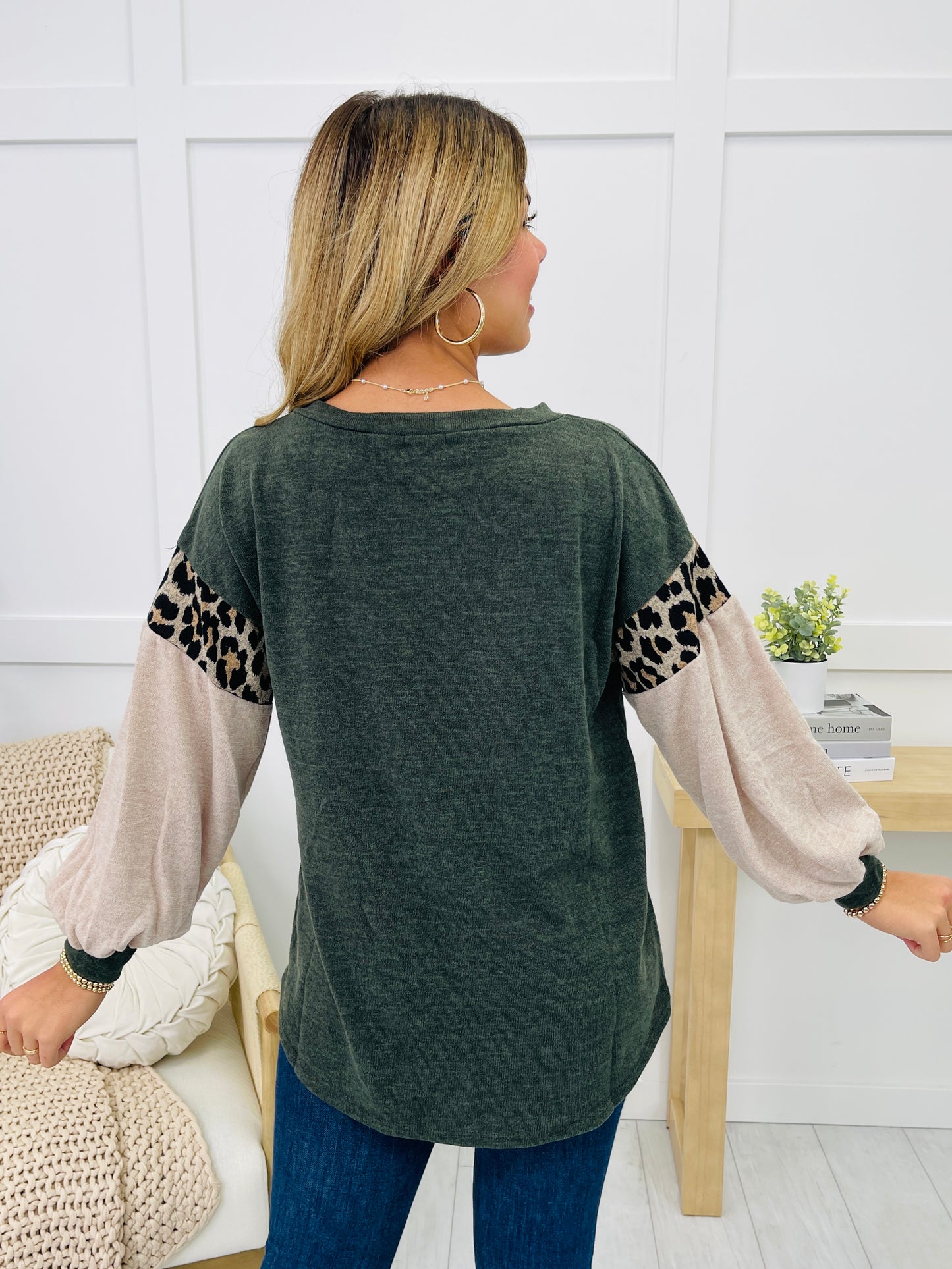 Spotted Adventure Top In Olive