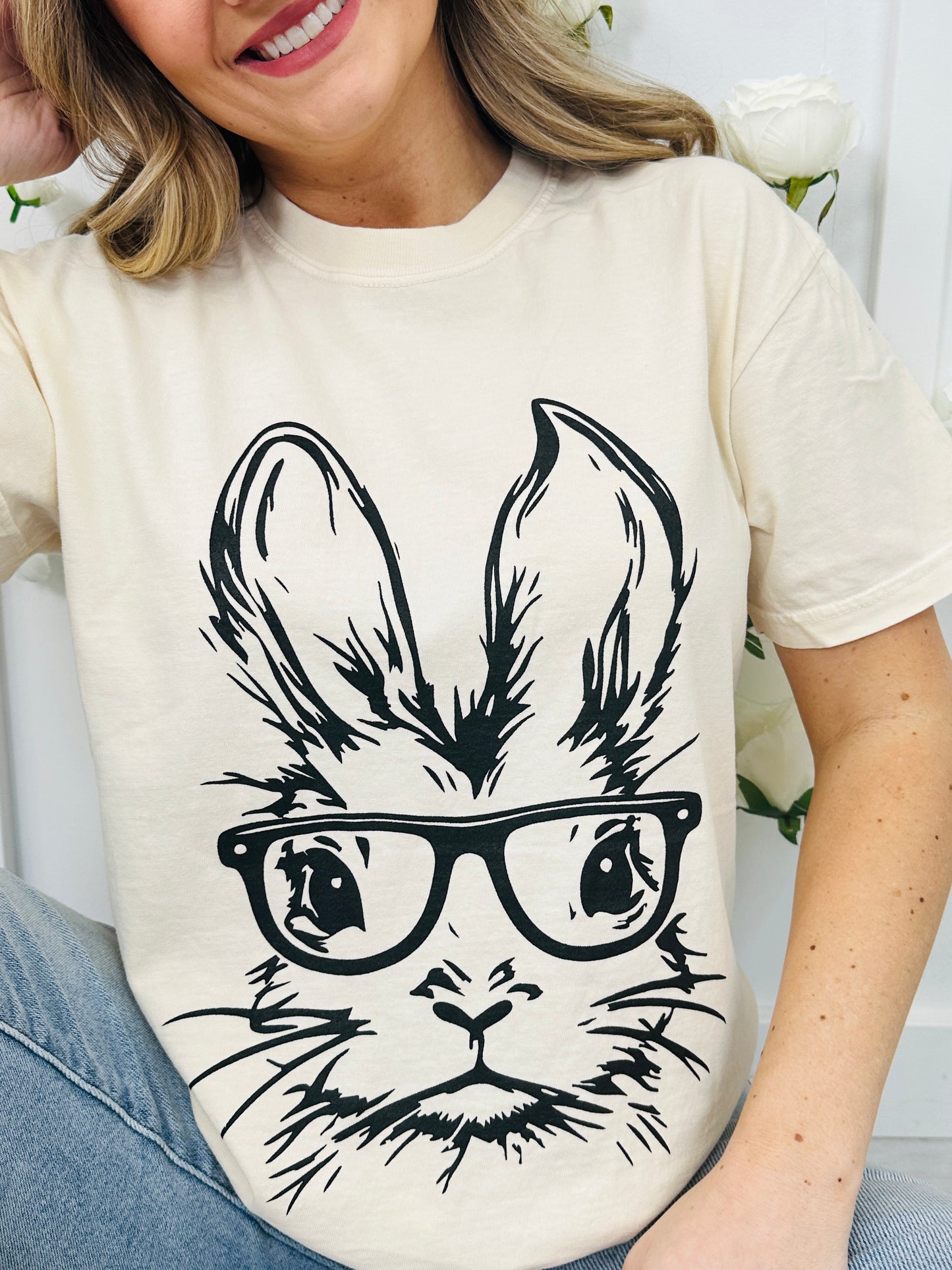 Bunny With Glasses Graphic Tee in Multiple Colors
