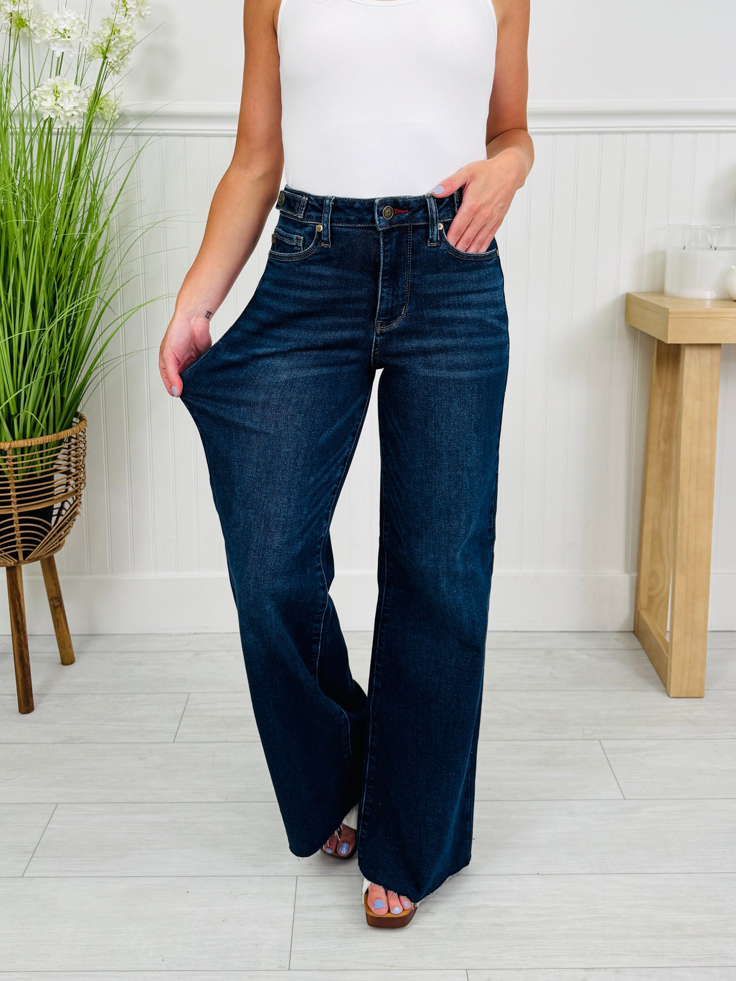 Judy Blue Date Night Retro Wide Leg Jeans In Regular And Petite