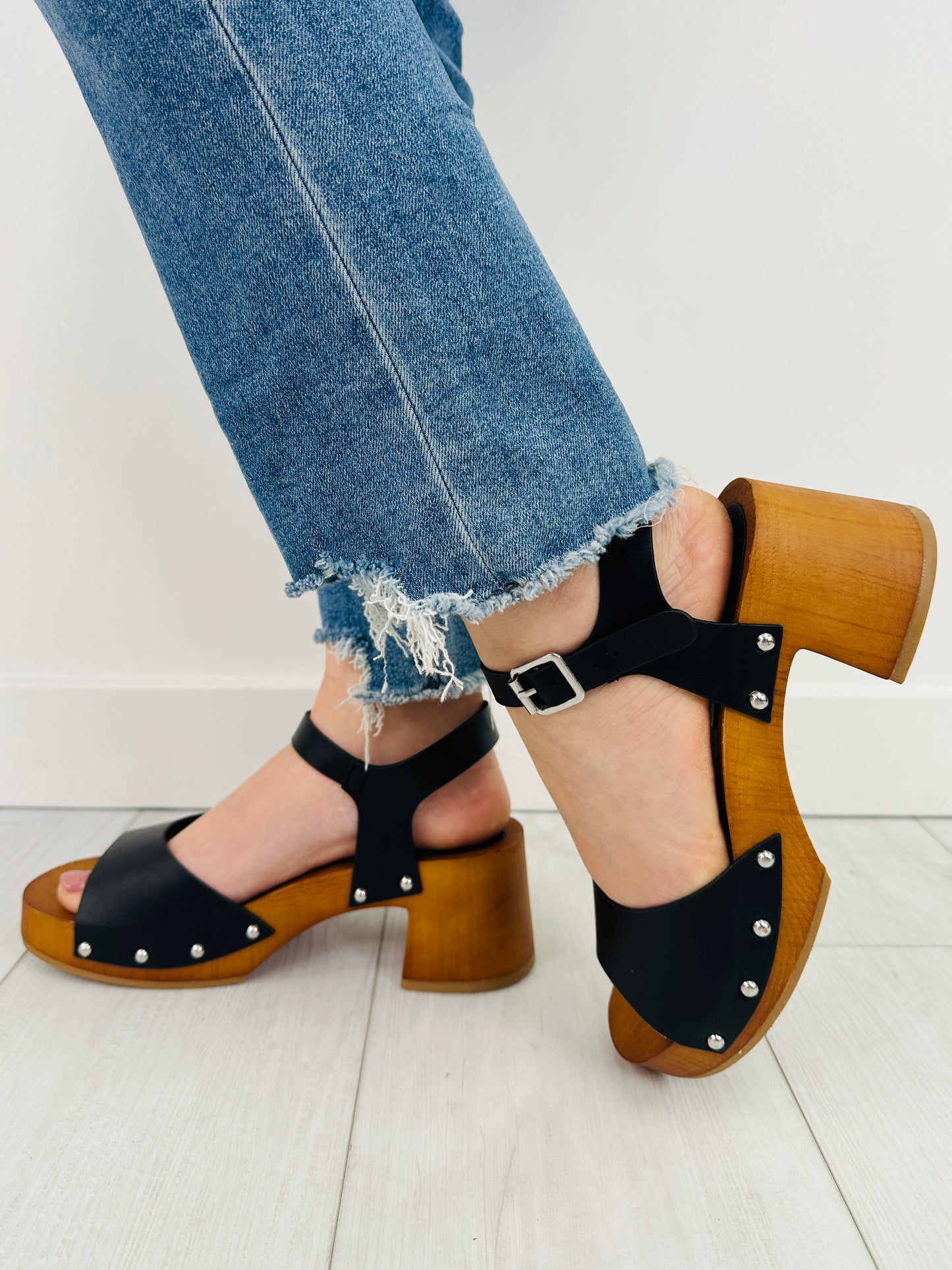 Stud Intentions Sandals in Black