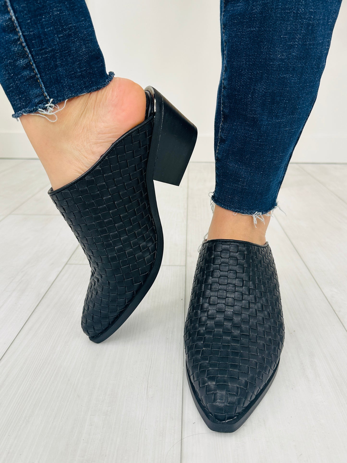 Textured Elegance Mules In Black