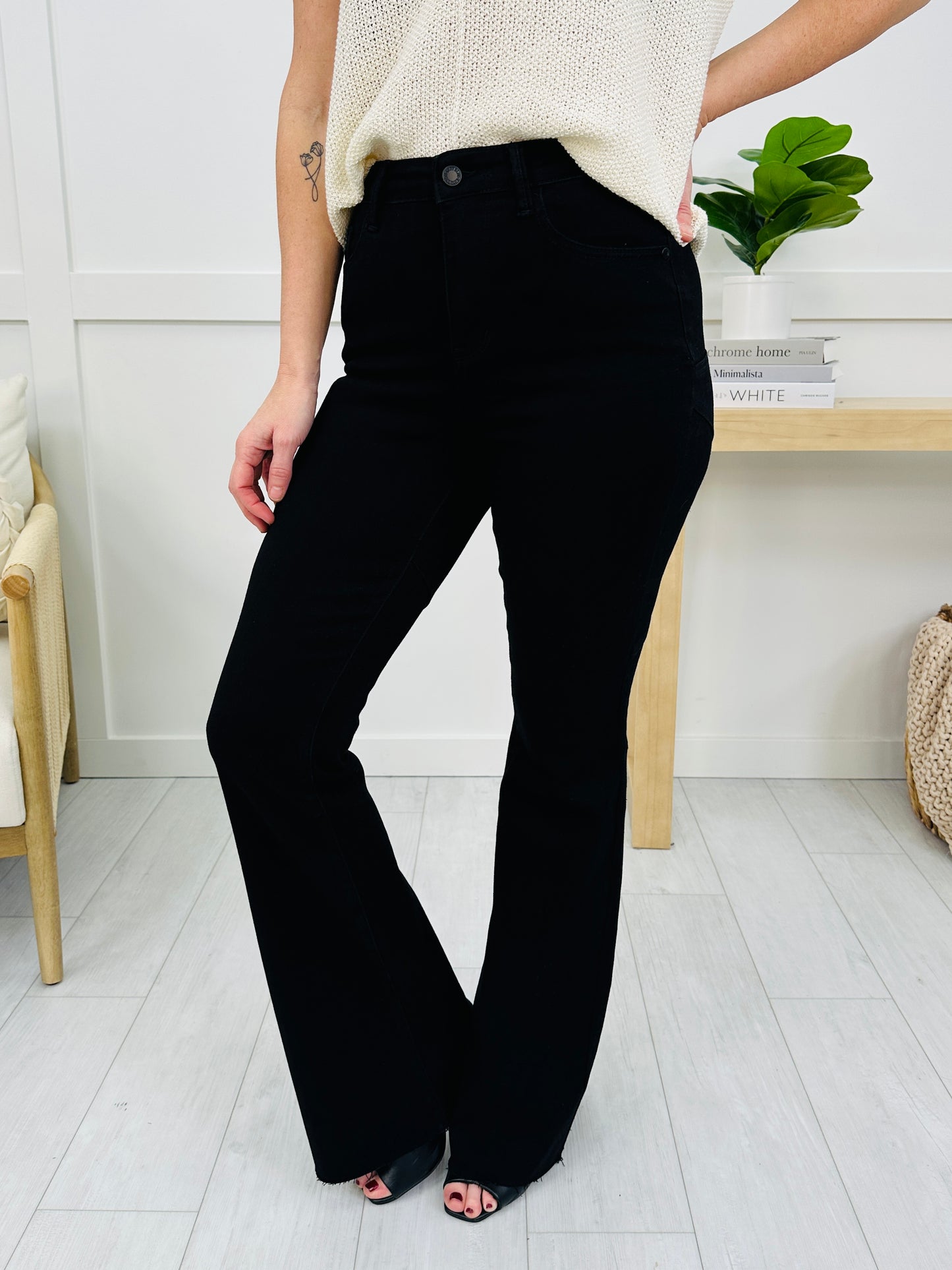 Judy Blue Seamingly Perfect Flare Jeans