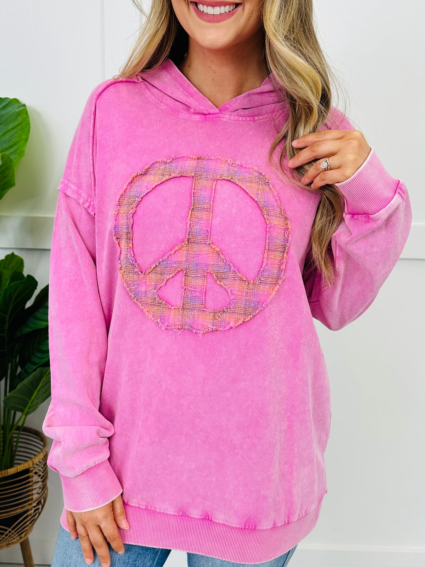 Peace Mode Sweatshirt in Pink