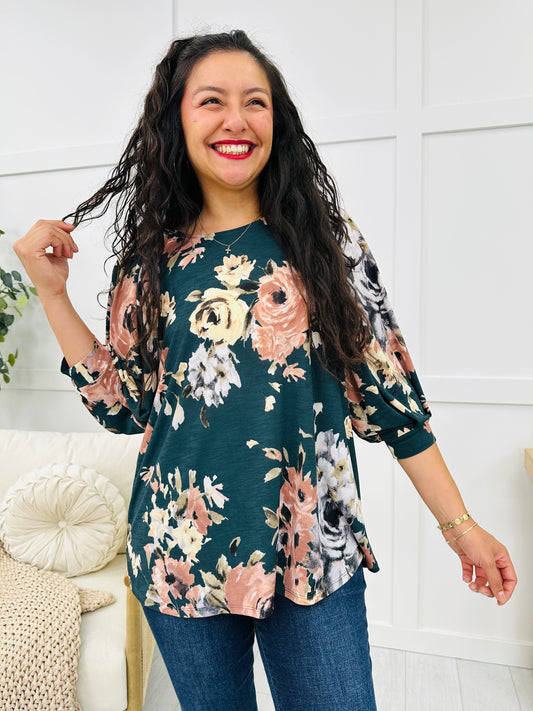 REG/CURVY Daisies By The Dozen Top