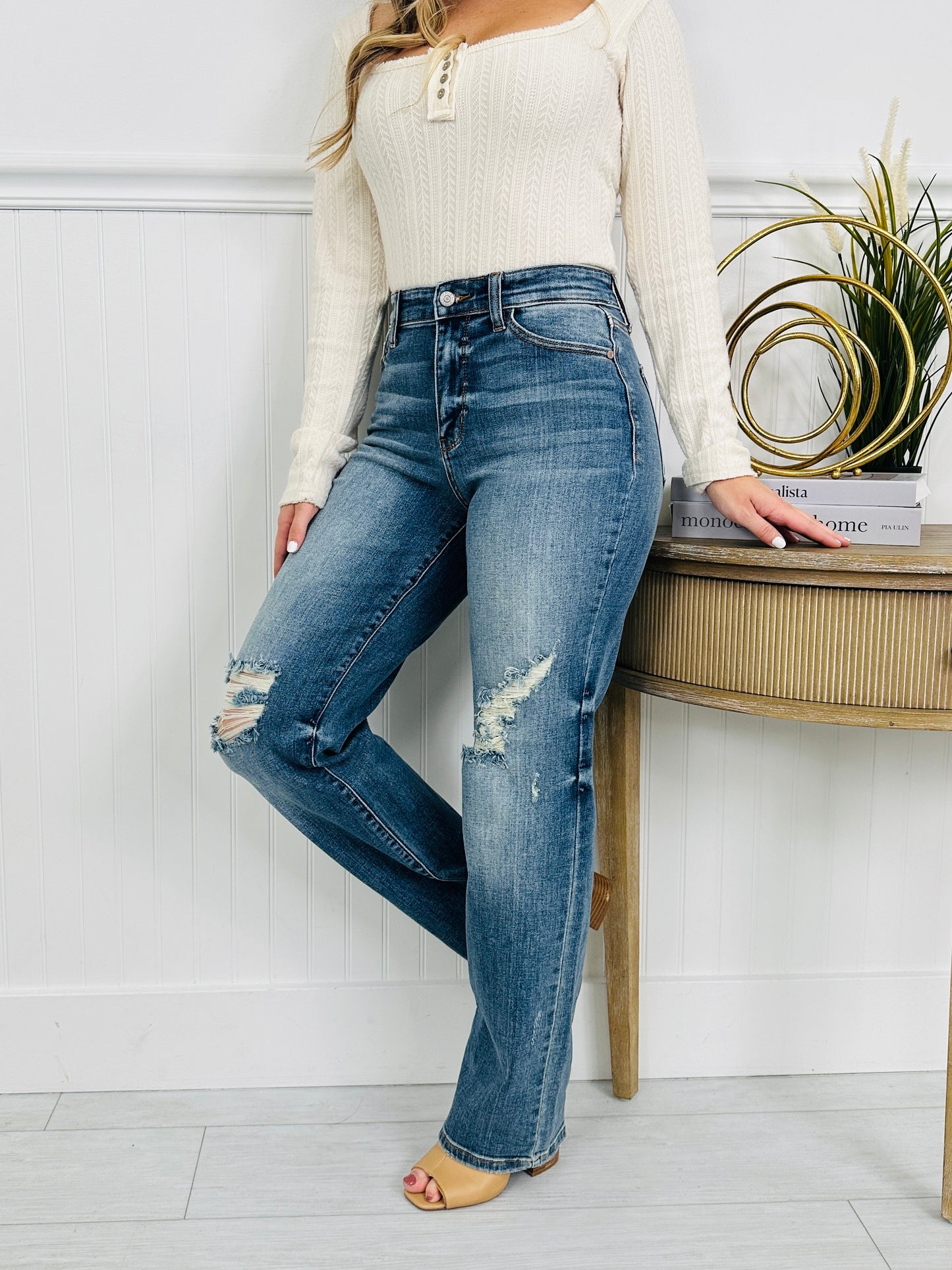 Judy Blue Effortlessly Edgy Straight Jeans