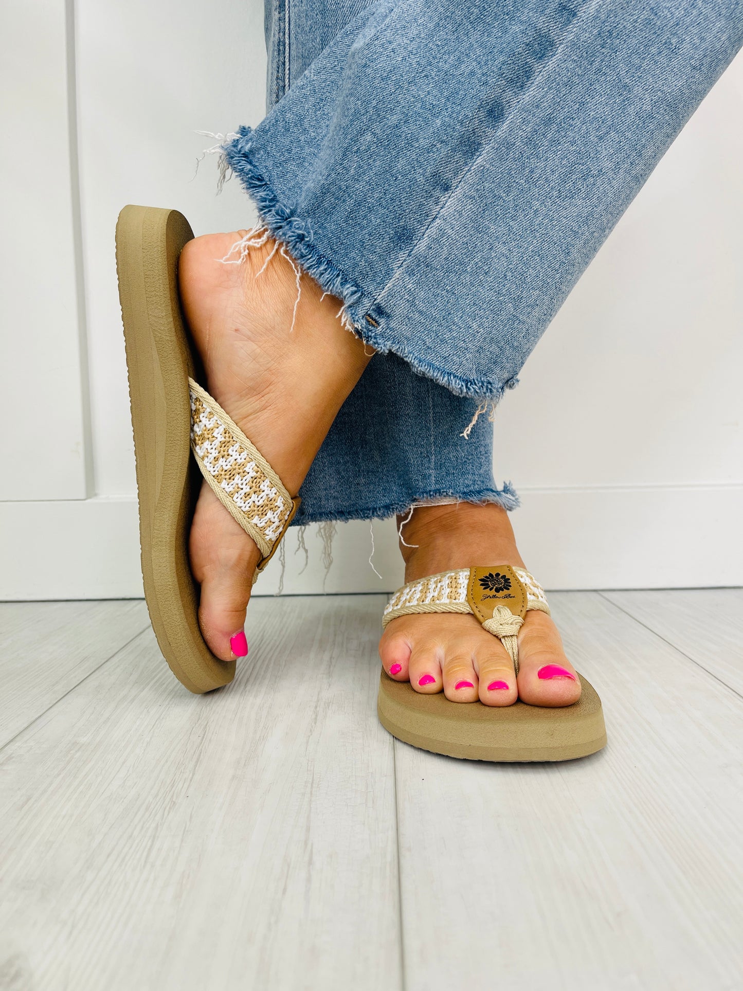 Island Glow Flip Flops In Natural