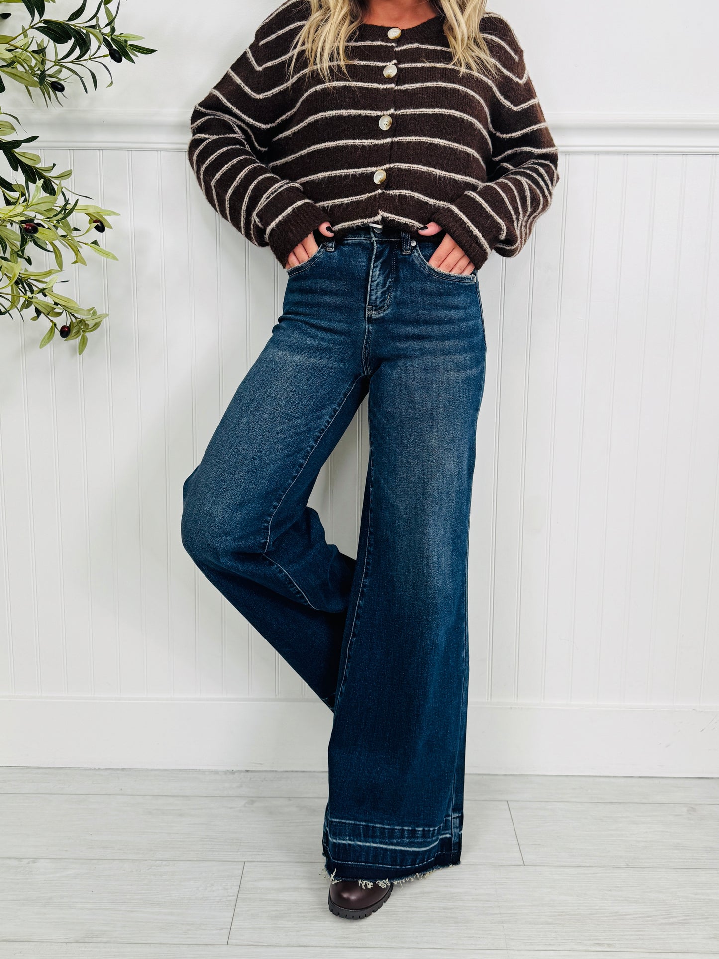 Best Dressed Tummy Control Retro Wide Leg Jeans