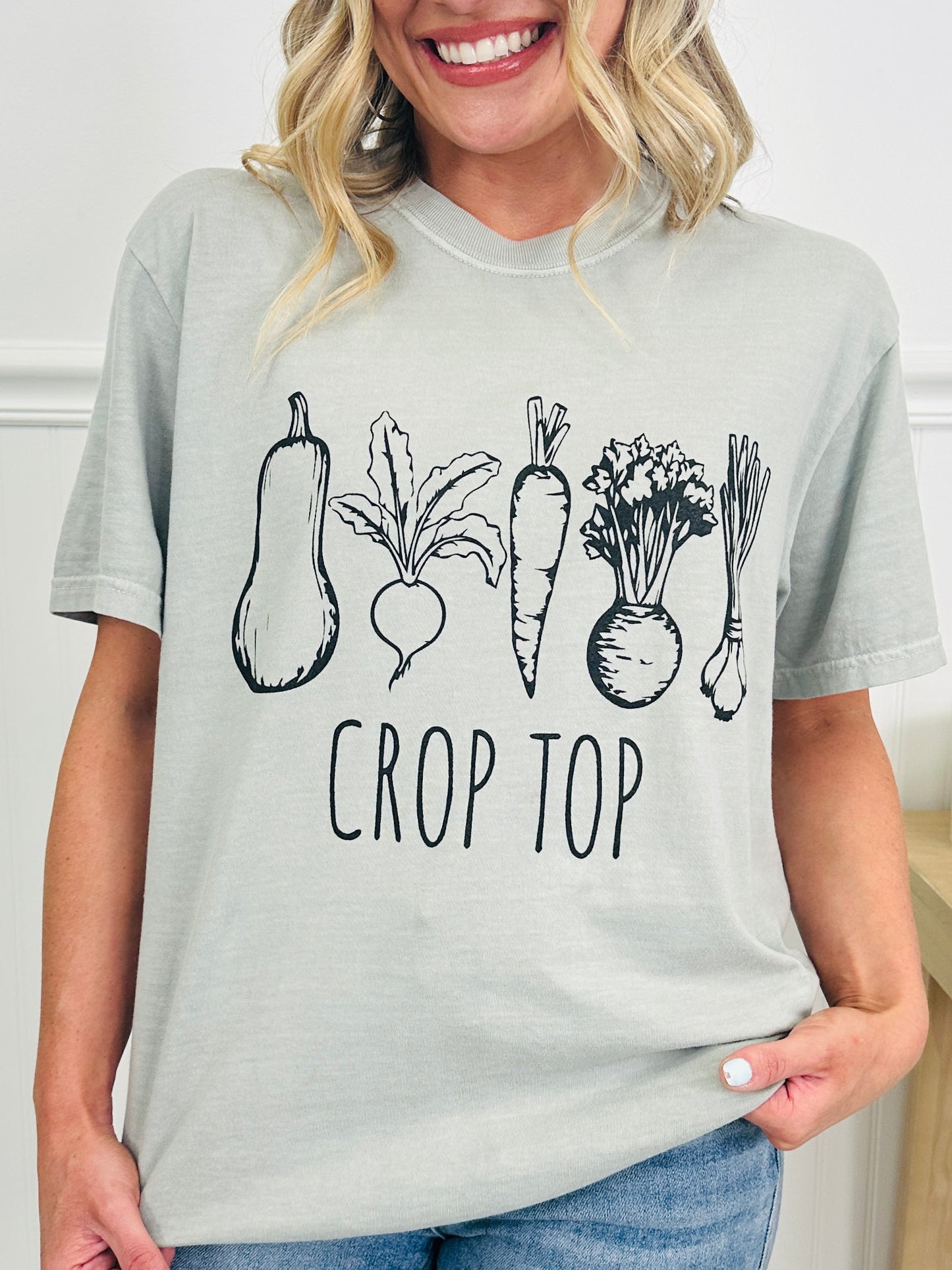 Crop Top Graphic Tee