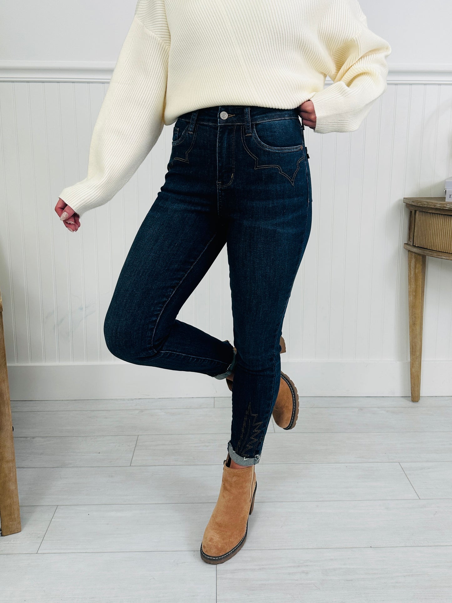 Judy Blue Stitched in Style Skinny Jeans