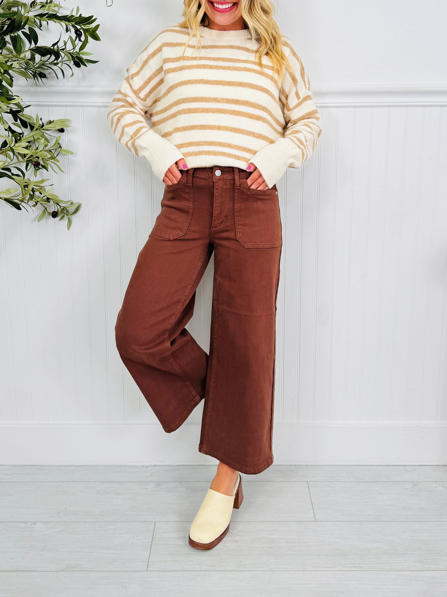 Judy Blue Melt In Your Mouth Chocolate Wide Leg Cropped Jeans