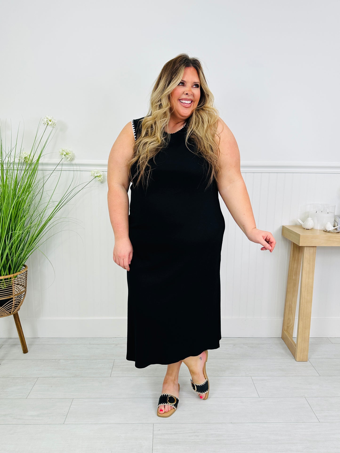 Better Than Basic Midi Dress in Black