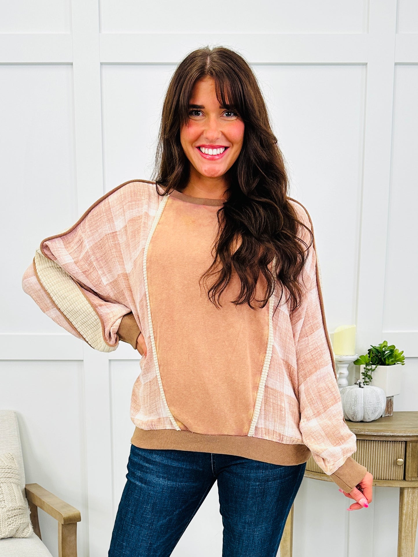 After Hours Sweatshirt In Latte