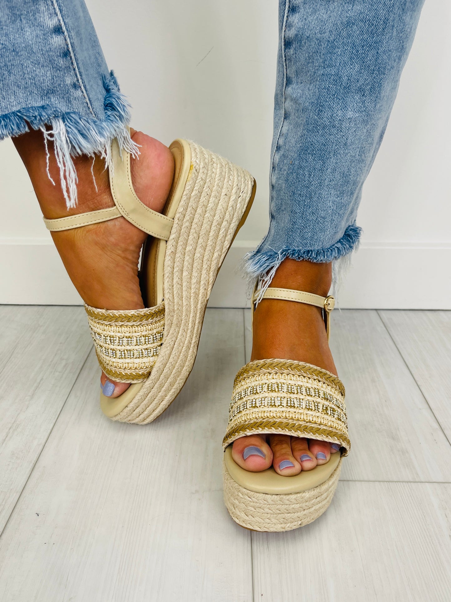 Golden Coast Wedge