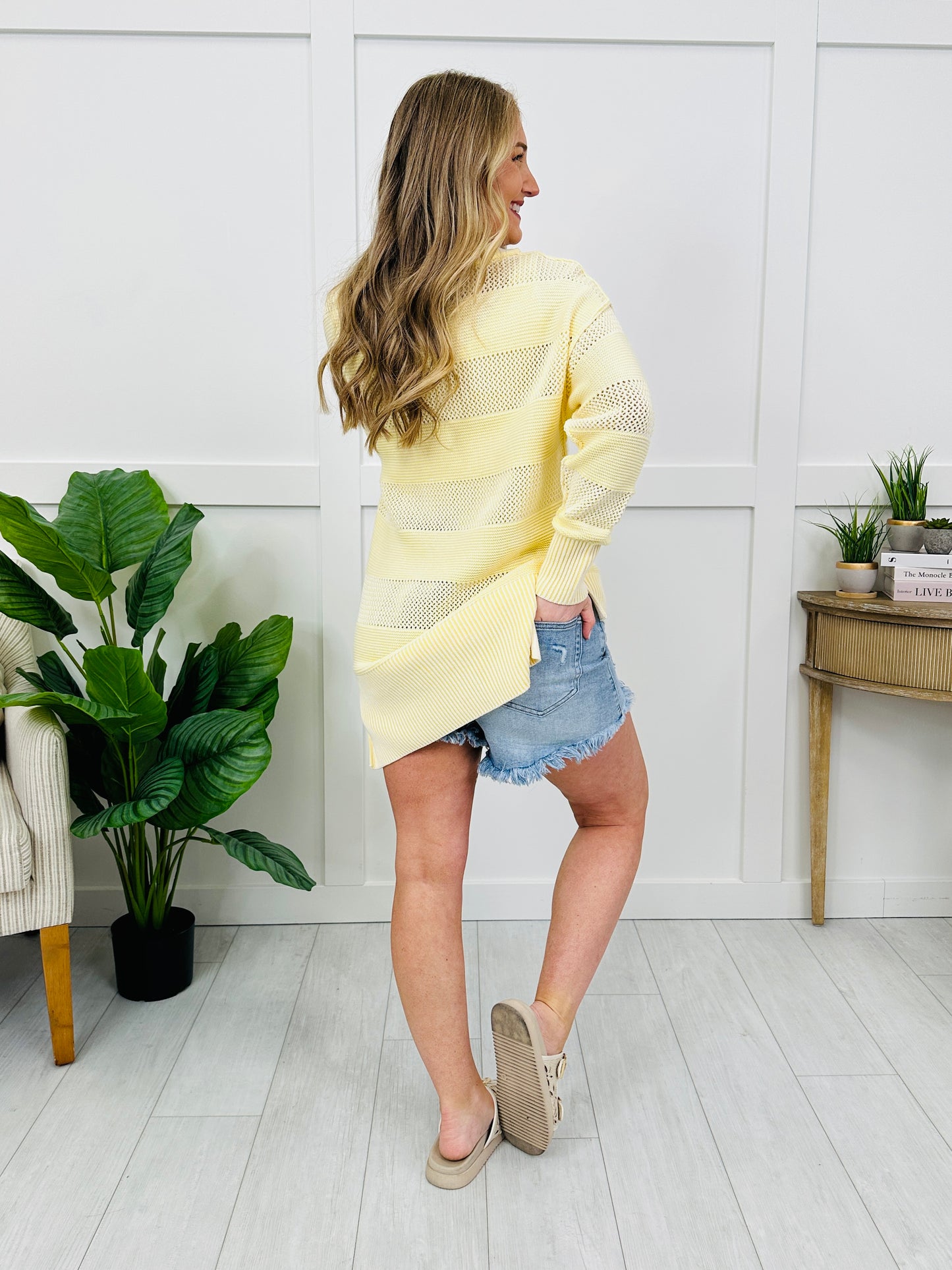 Dancing in Daylight Sweater In Lemon