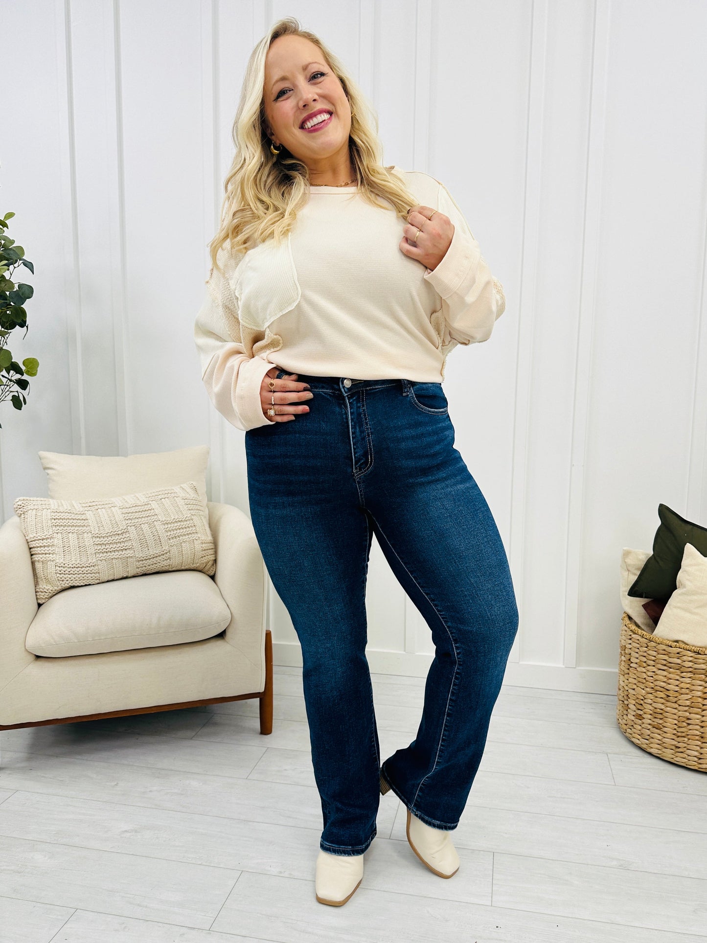 Lovervet Bootcut to the Chase Bootcut Jeans in Reg/Curvy