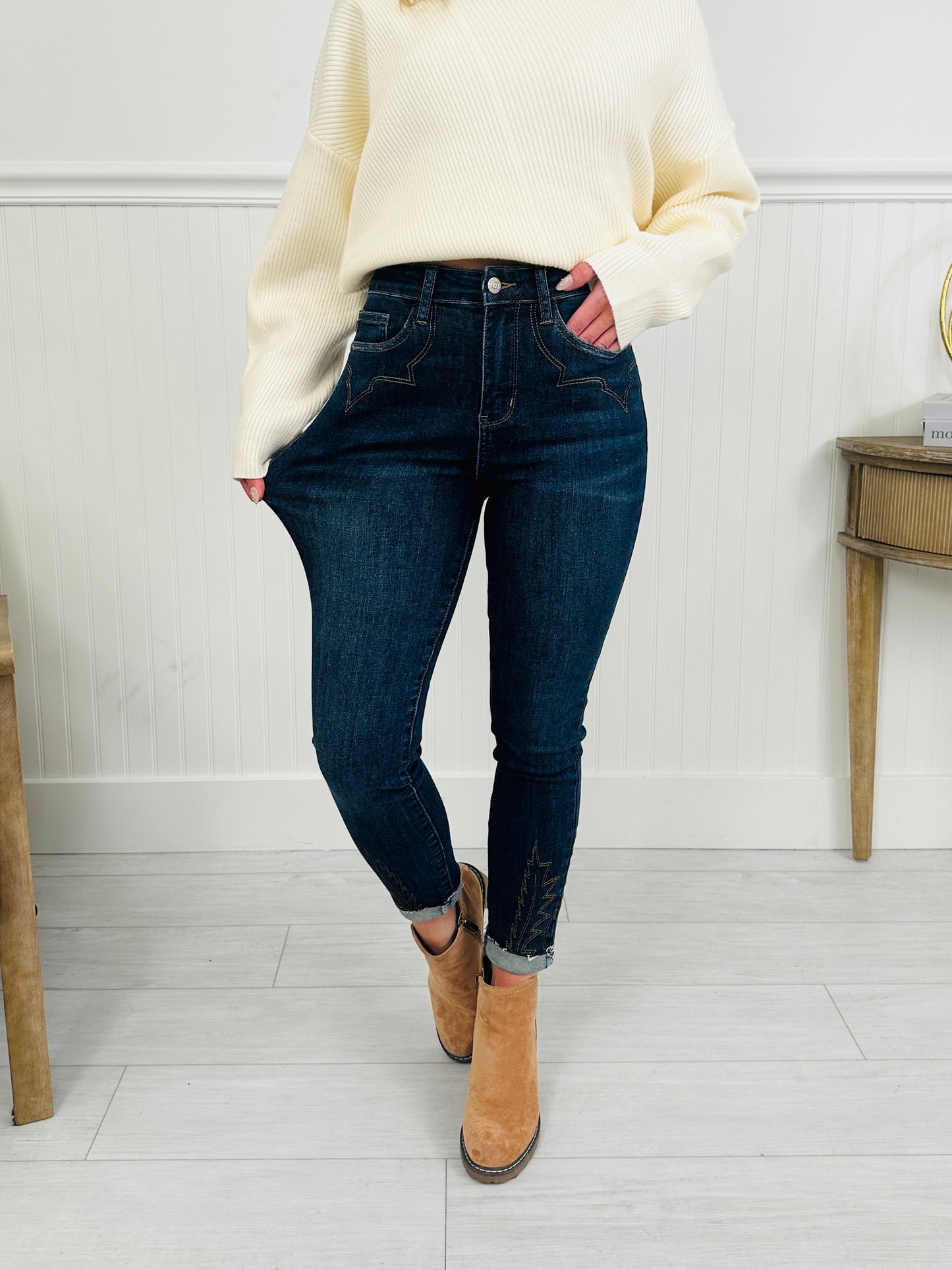 Judy Blue Stitched in Style Skinny Jeans