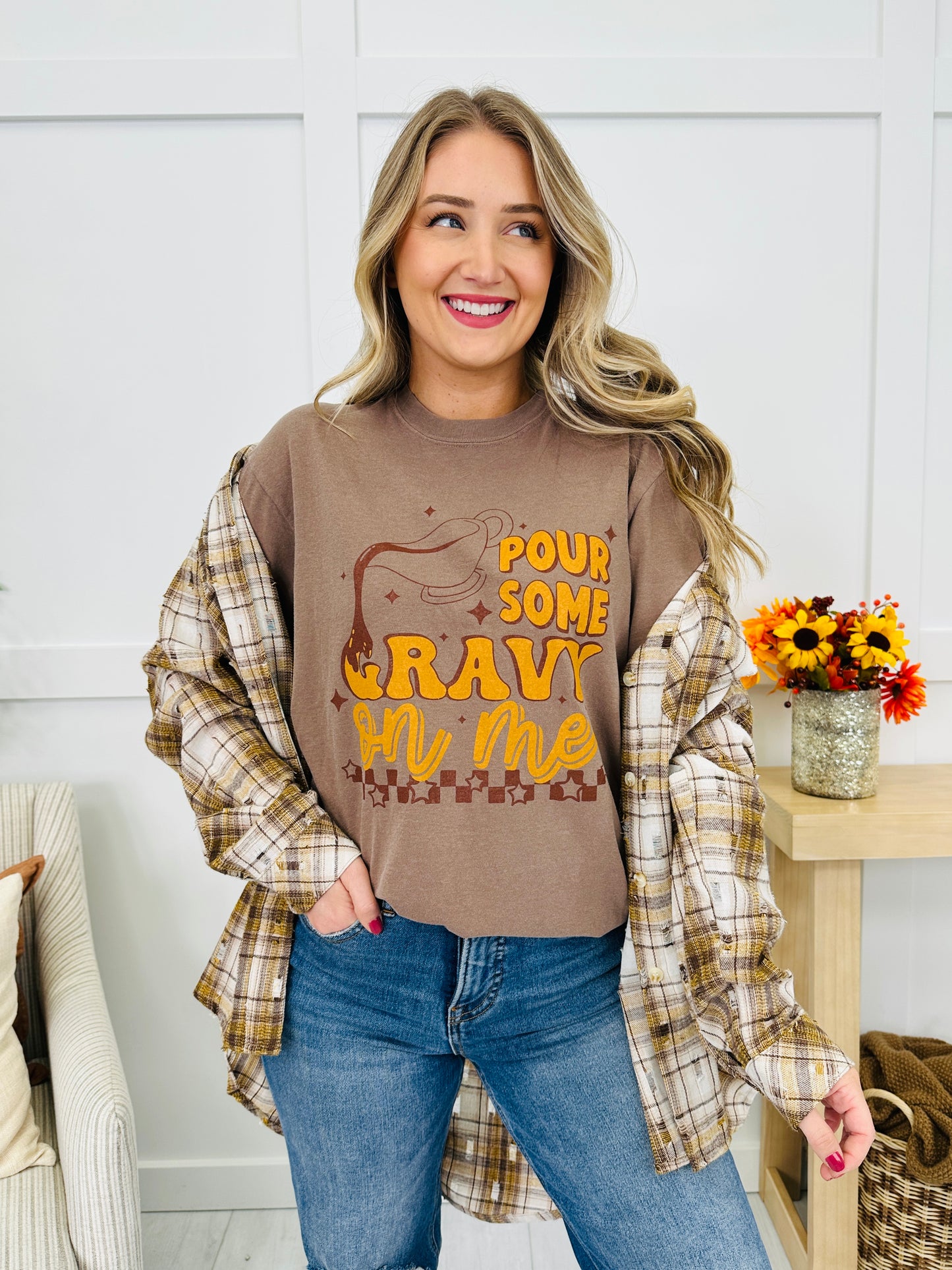 Pour Some Gravy On Me Graphic Tee - Multiple Colors!