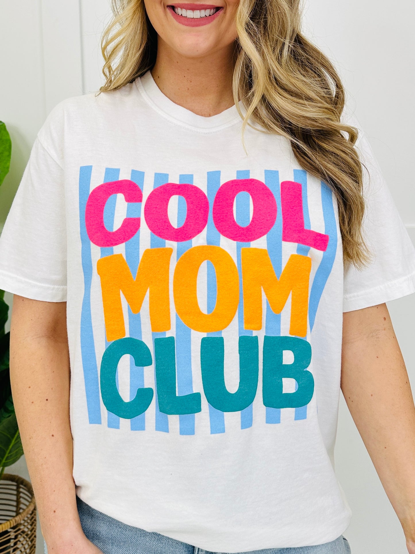 Cool Mom Club Graphic Tee