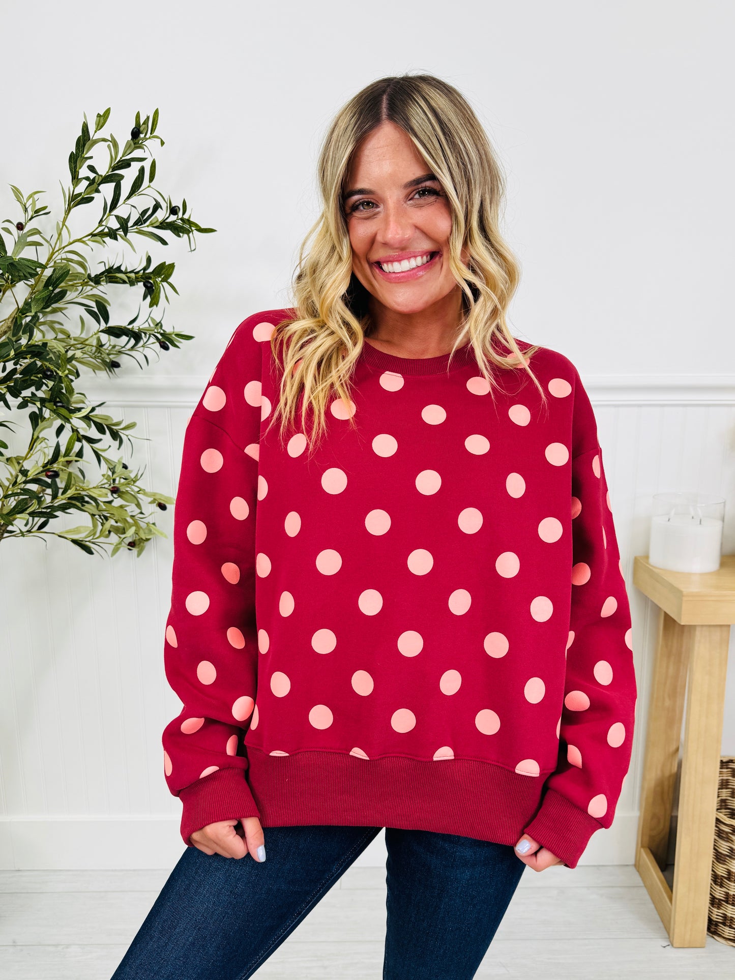 Dot Your Day Pullover In Wine