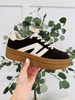 Sidewalk Chic Sneakers In Brown/Beige