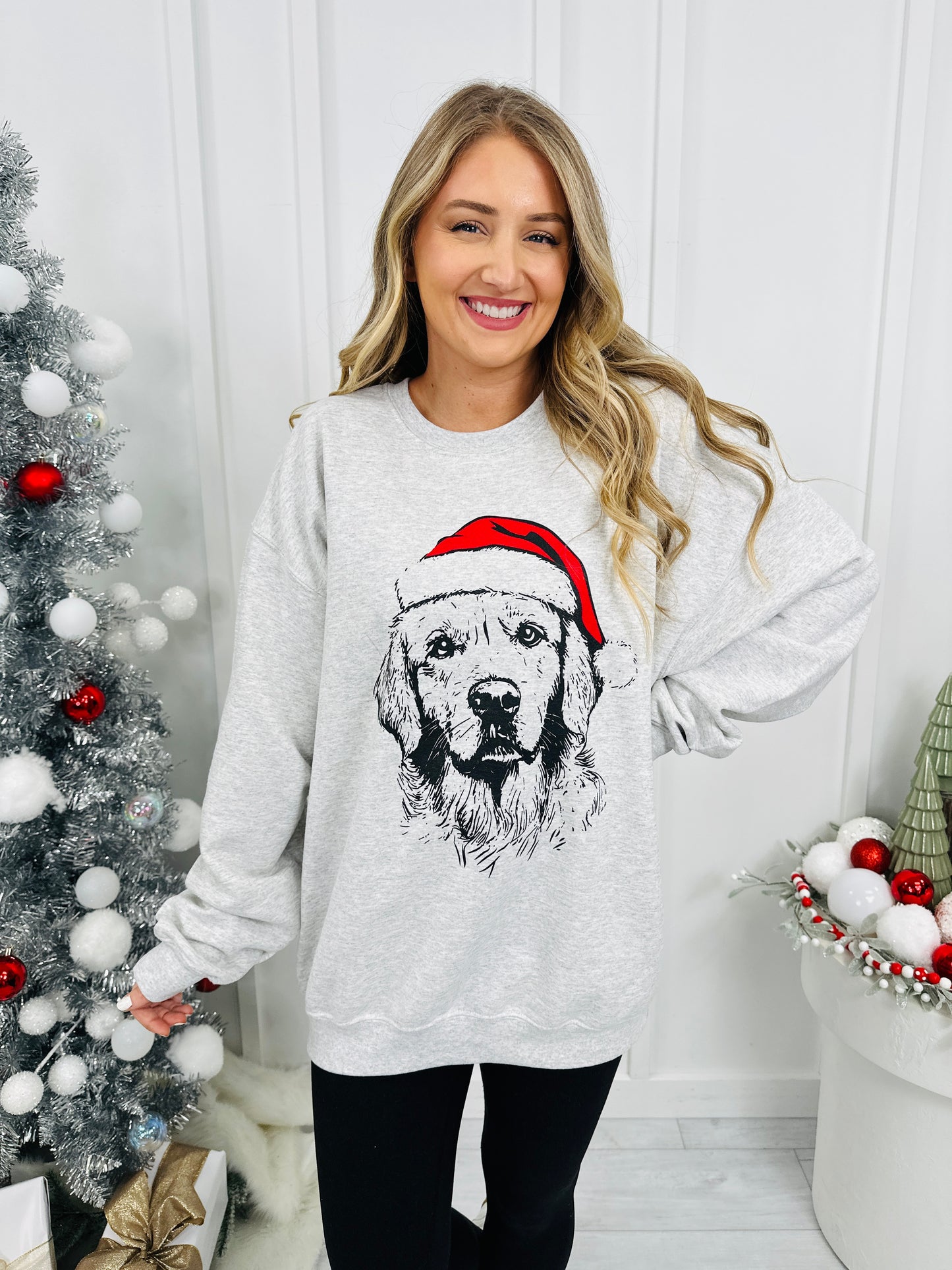 Jolly Golden Retriever Graphic Crewneck Sweatshirt