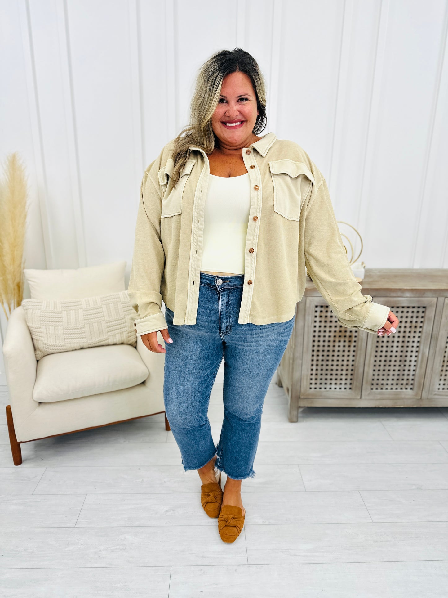 REG/CURVY MOCO Exclusive Trendy In Taupe Shacket