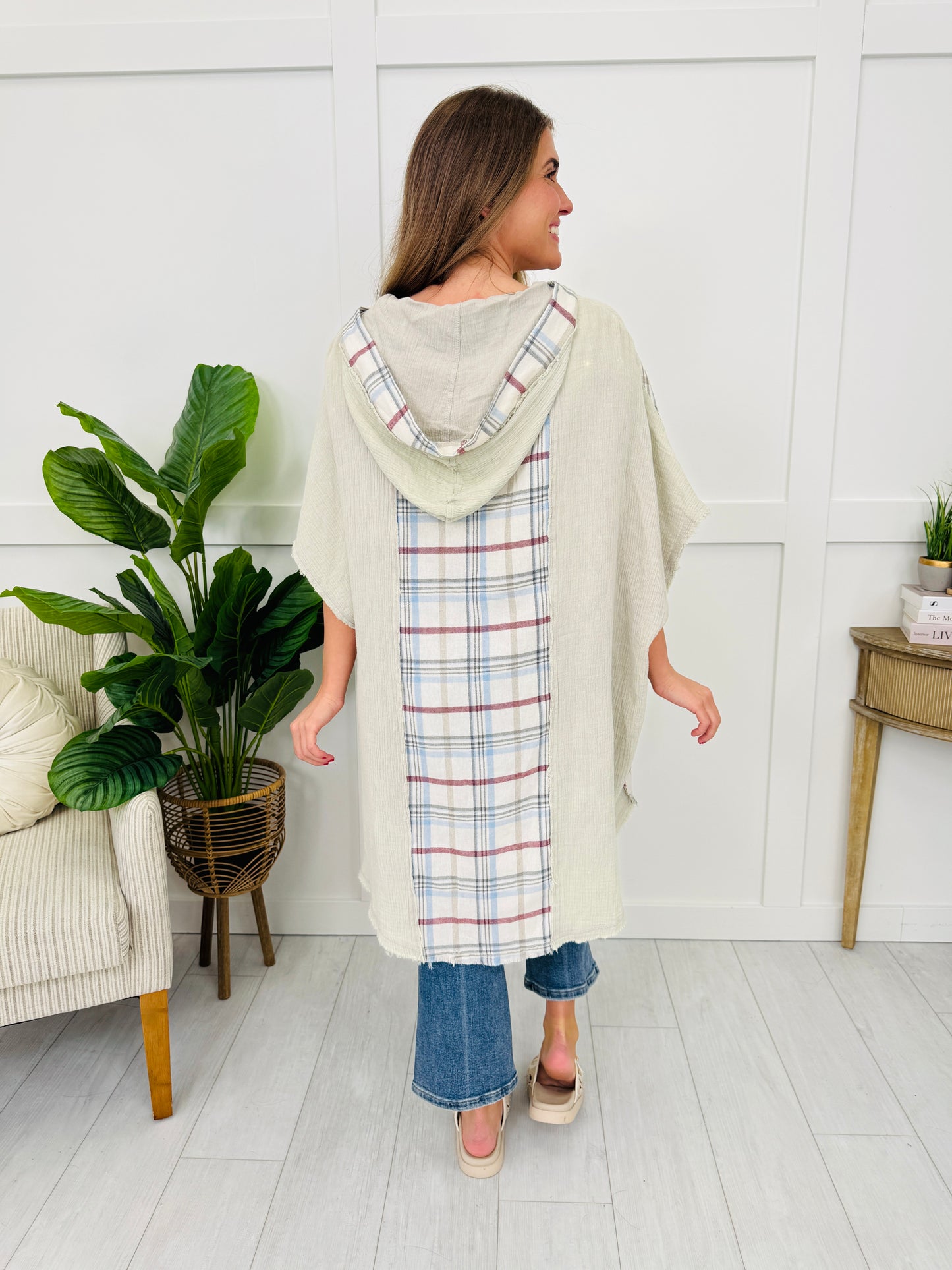 Catch My Chill Tunic in Taupe Combo