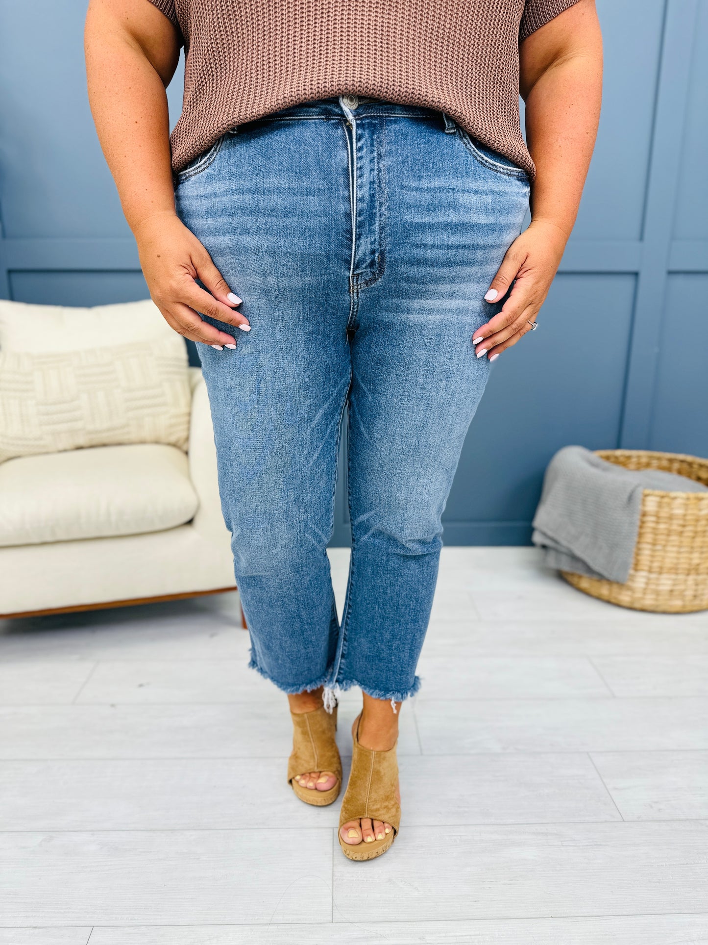 MOCO Exclusive Come Out On Top Cropped Bootcut Jeans in Reg/Curvy