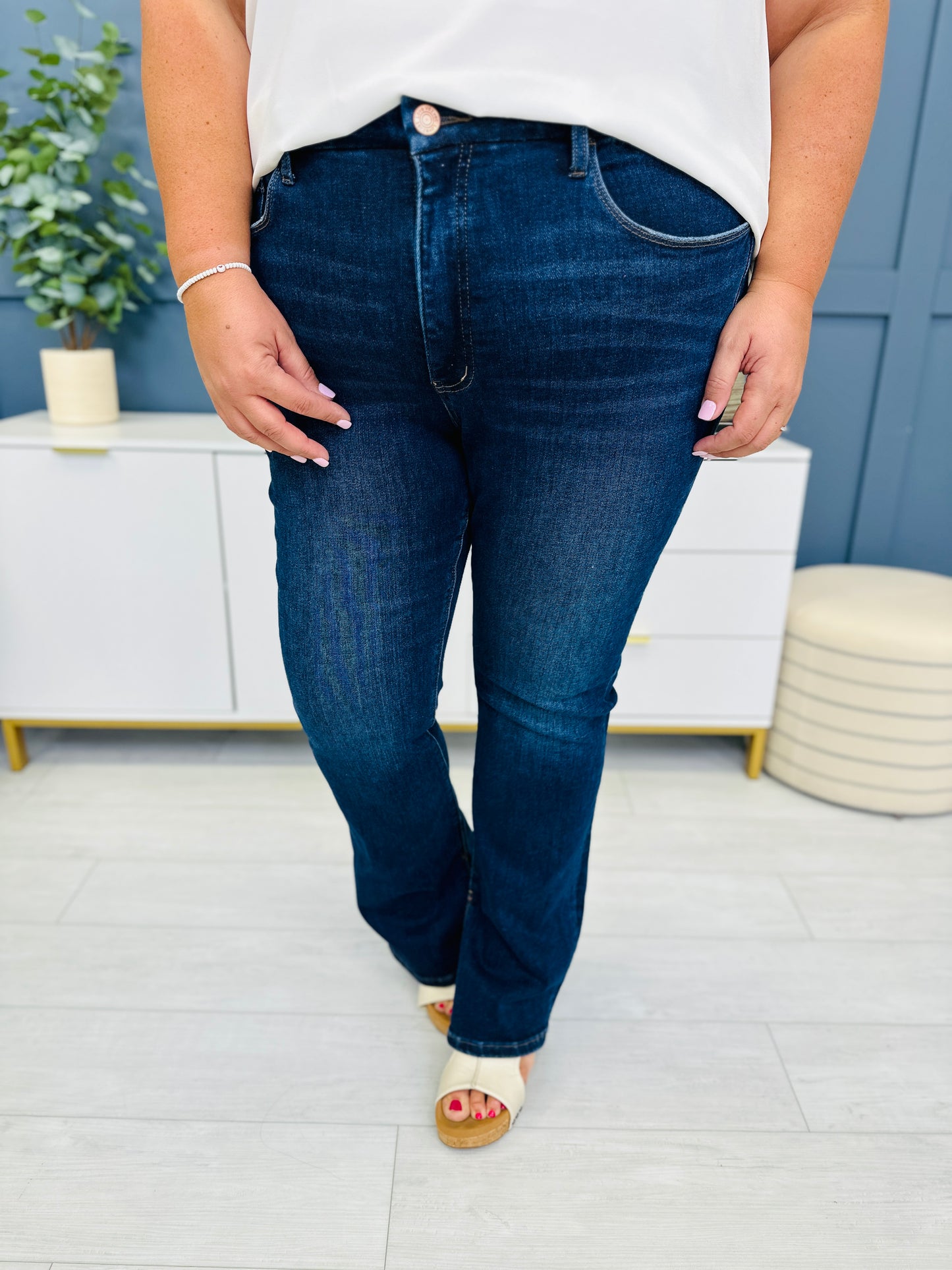 Lovervet Breathless Slit Bootcut Jeans in Reg/Curvy