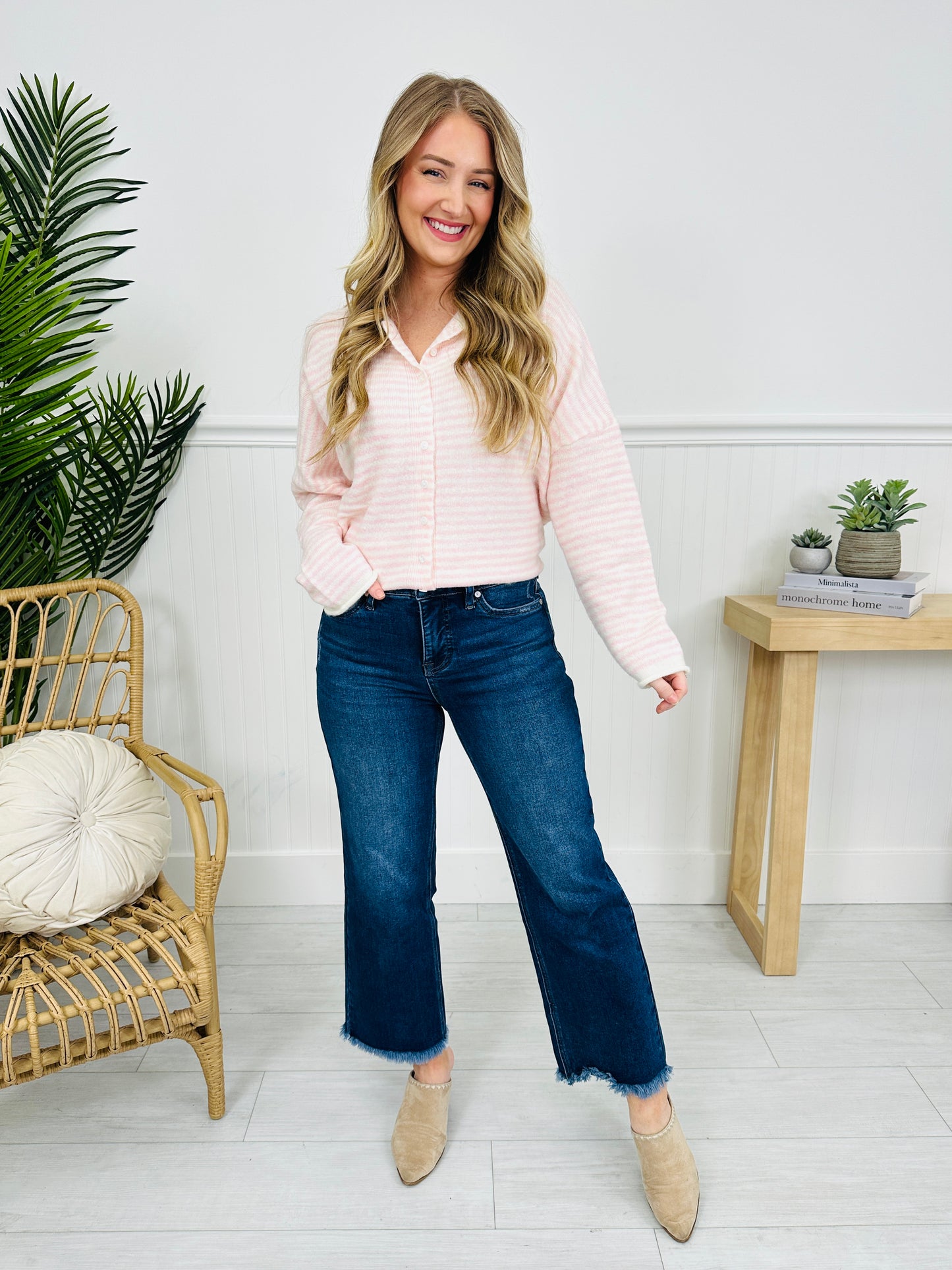 Finishing Touch Wide Leg Cropped Jeans with Tummy Control