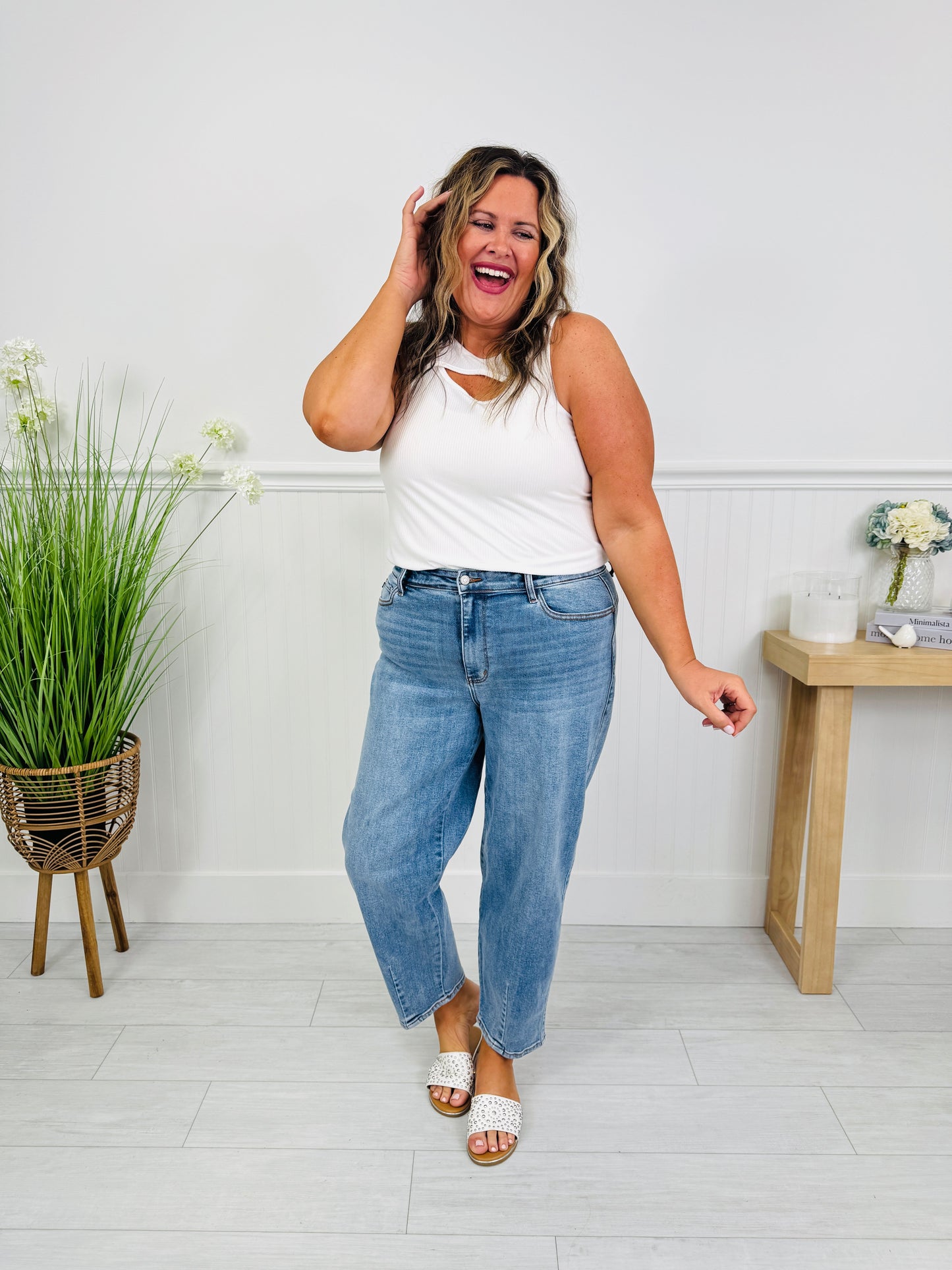Judy Blue Breezy Barrel Jeans