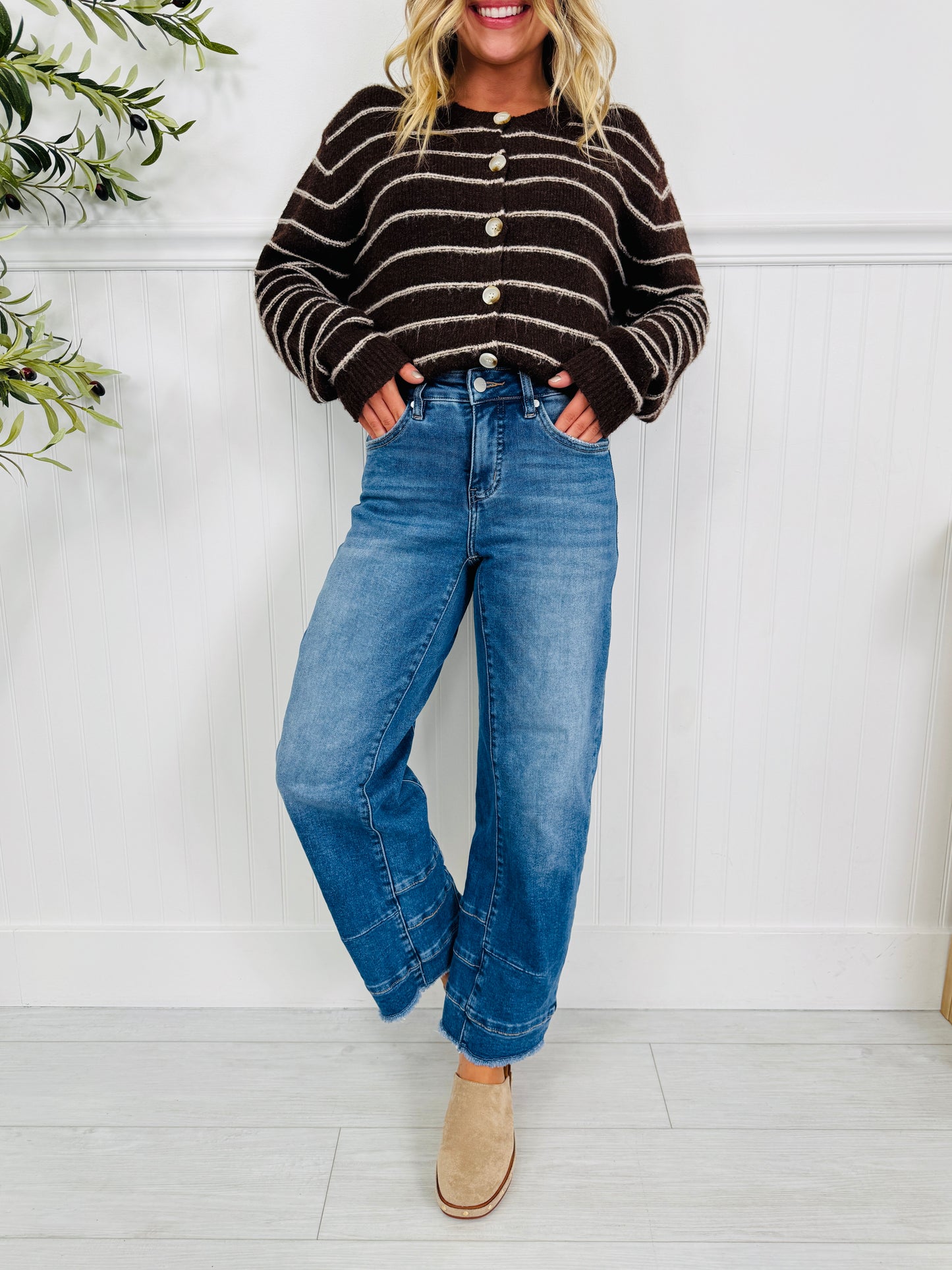 Be Basic Barrel Jeans with Tummy Control