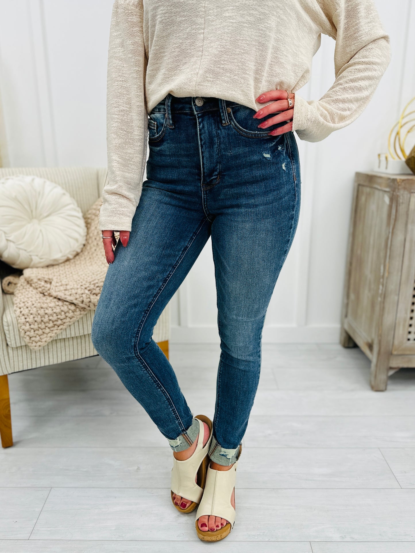 Judy Blue The High Road Tummy Control Skinny Jeans in Reg/Curvy