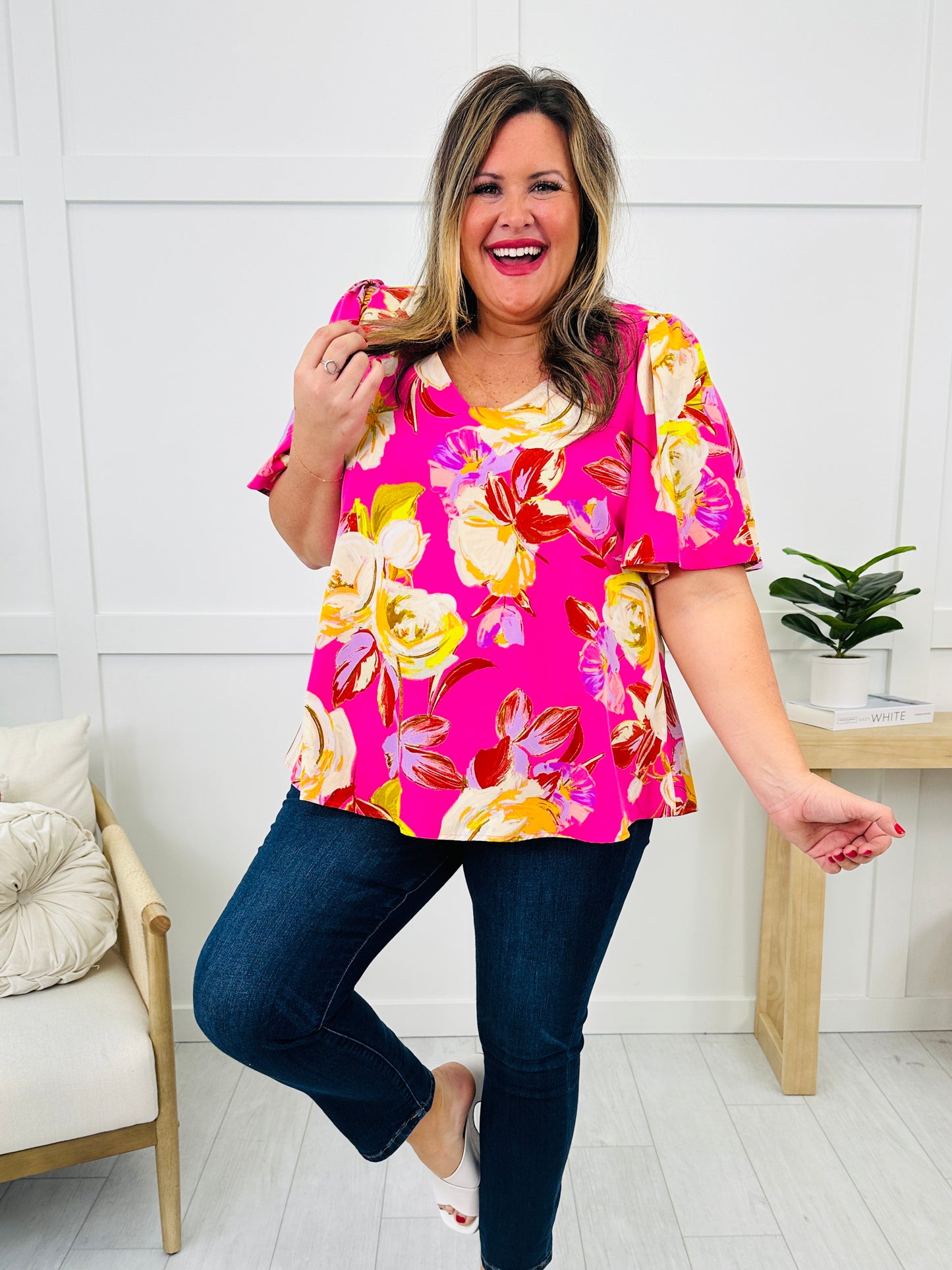 REG/CURVY Blooming and Beautiful Top