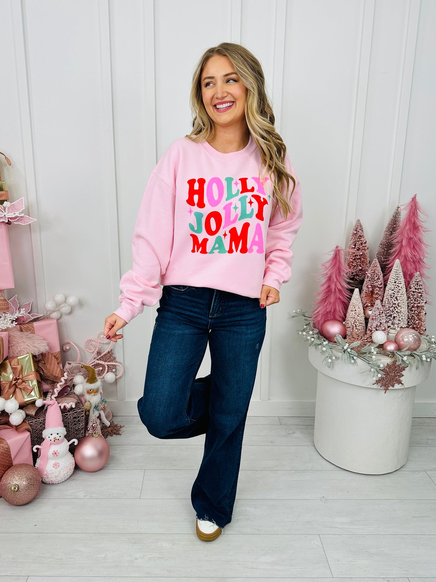 Holly Jolly Mama Graphic Crewneck Sweatshirt