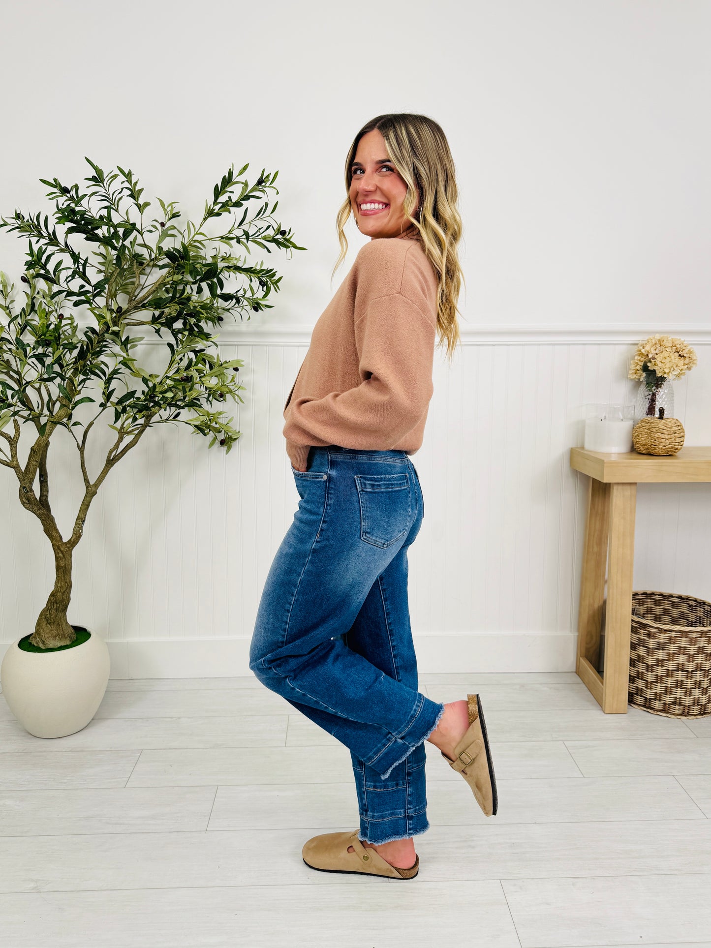 Be Basic Barrel Jeans with Tummy Control