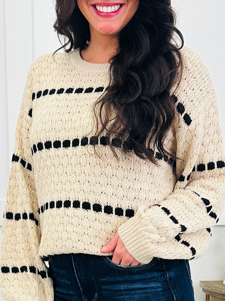City Stroll Sweater In Khaki