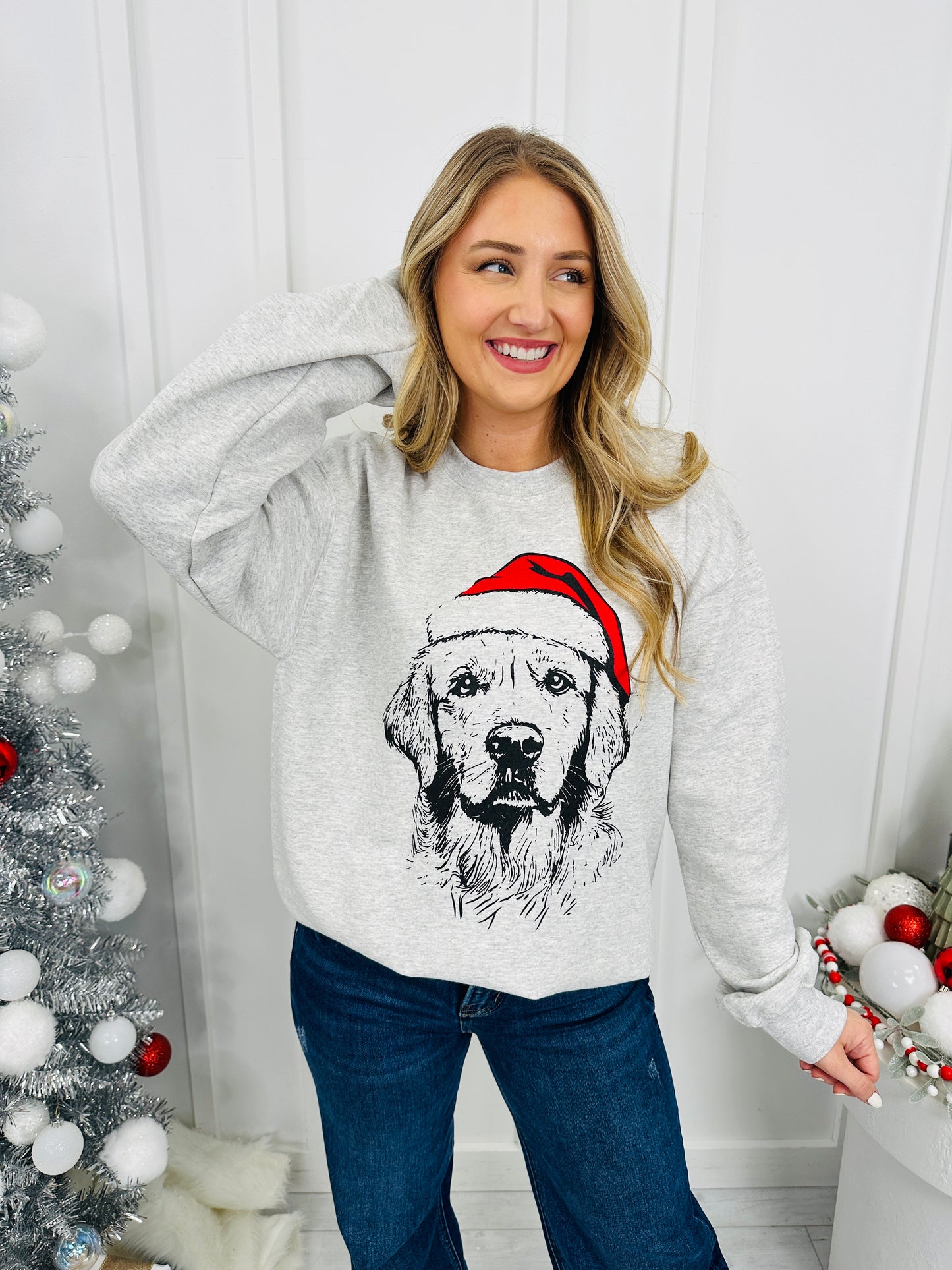 Jolly Golden Retriever Graphic Crewneck Sweatshirt