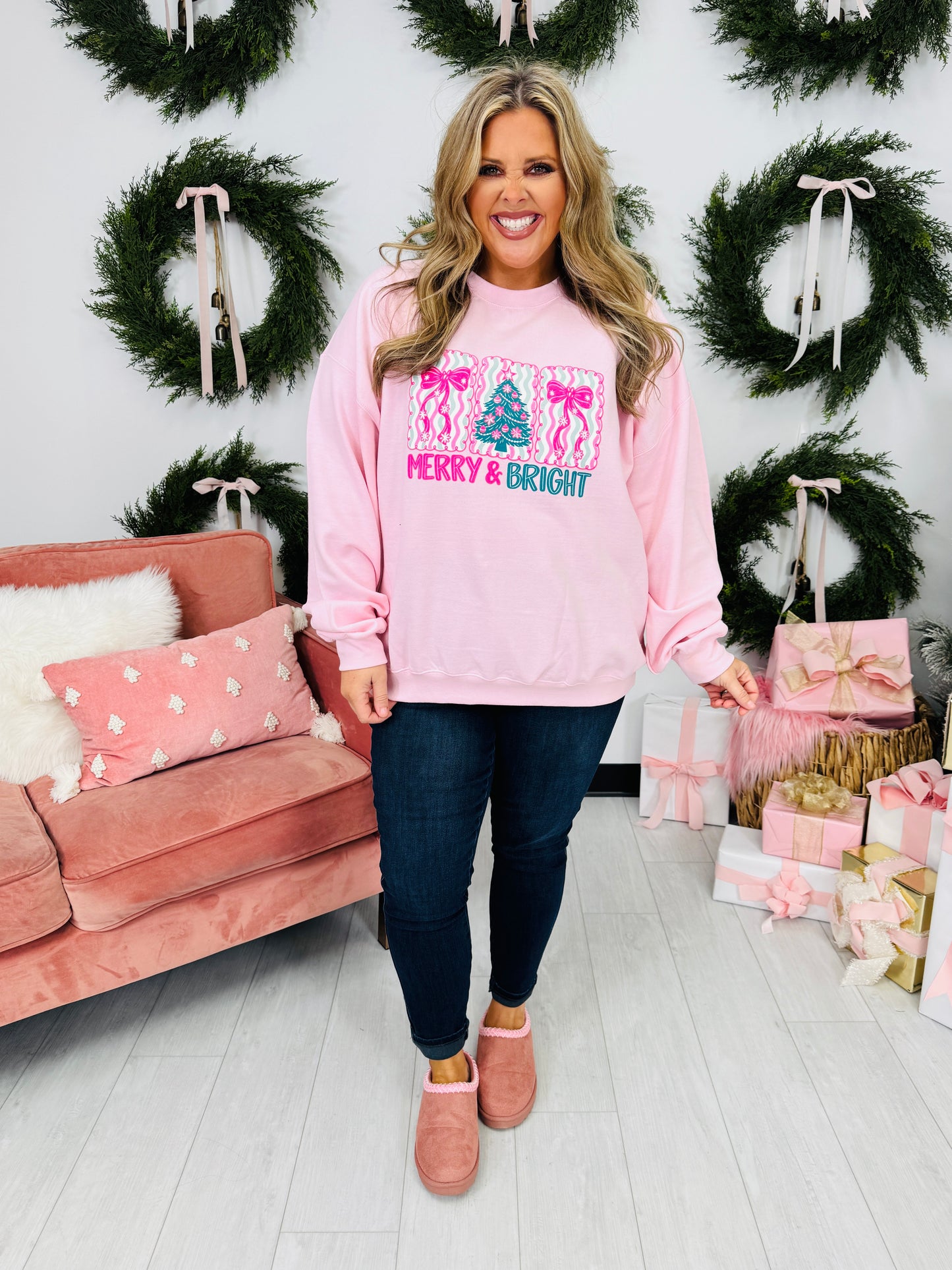 Merry & Bright Graphic Crewneck Sweatshirt