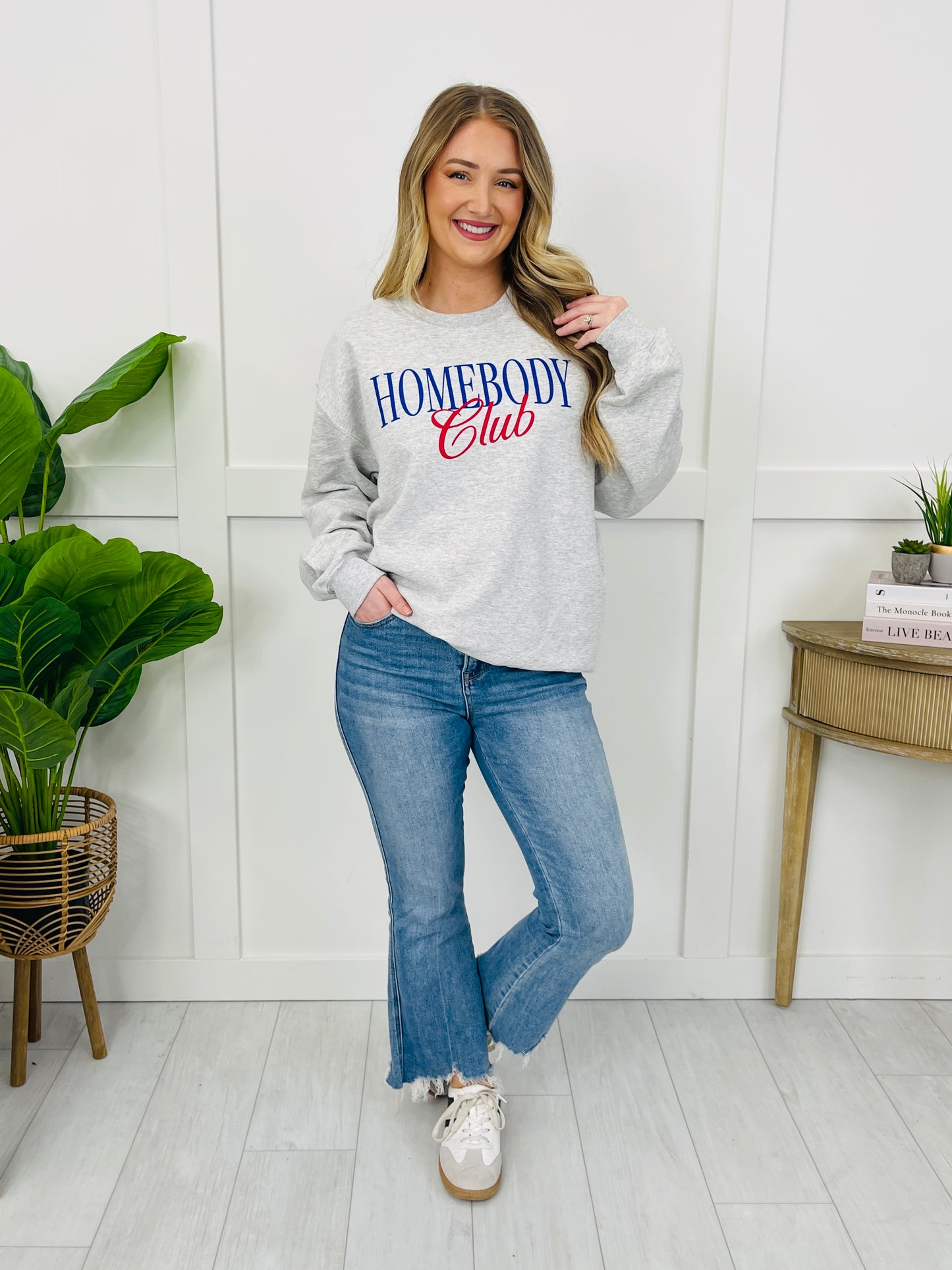 Homebody Club Graphic Crewneck Sweatshirt