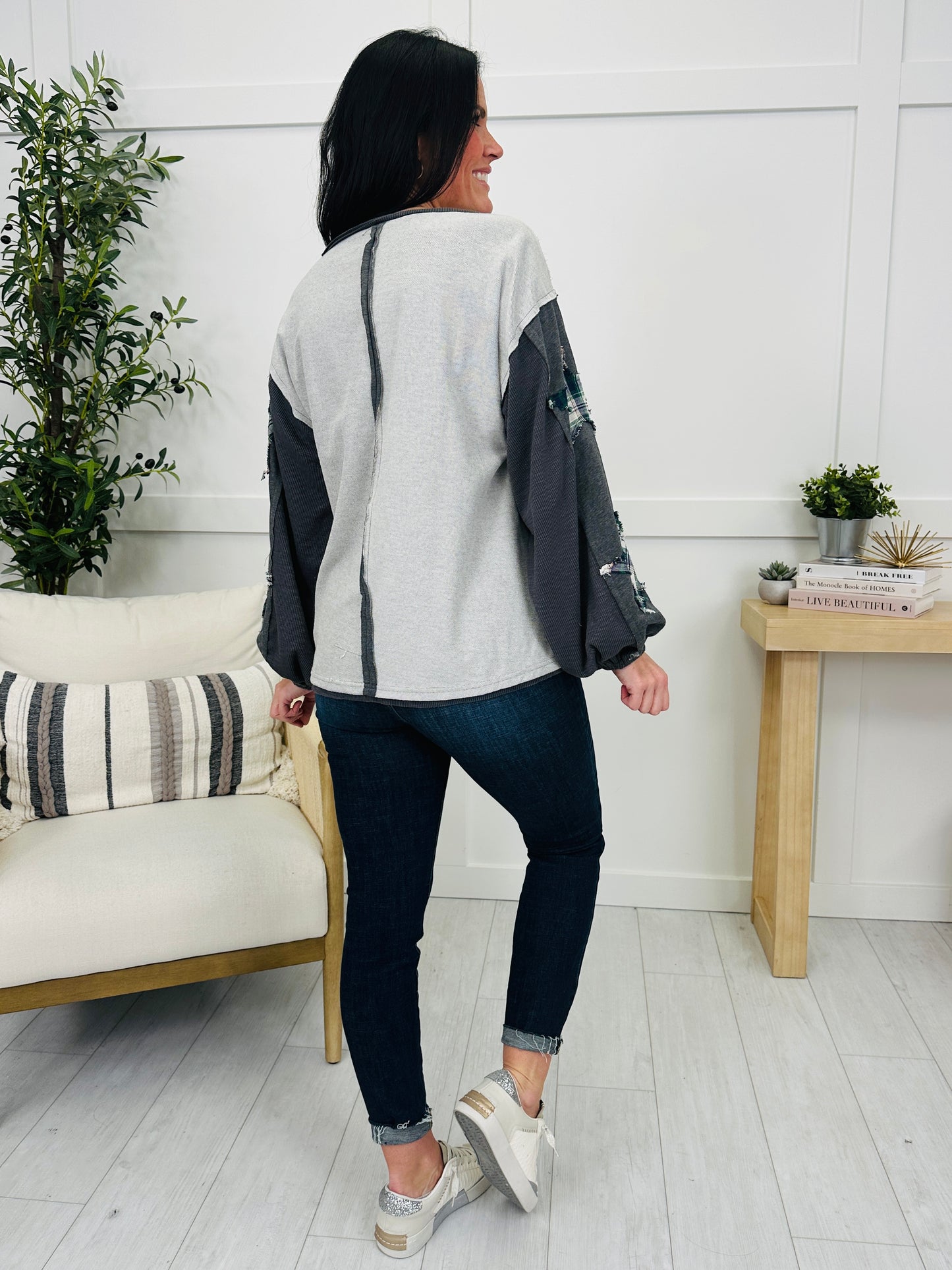 Whispering Hues Top In Heather Charcoal Multi