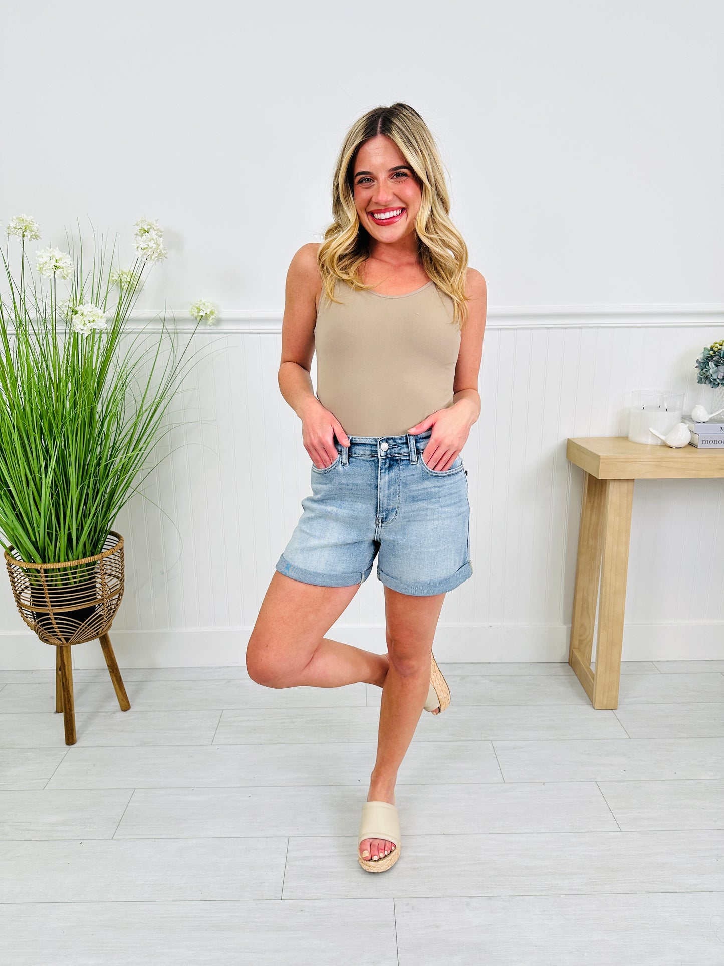 Best Selling Reversible Long Shapewear Tank Top In Multiple Colors