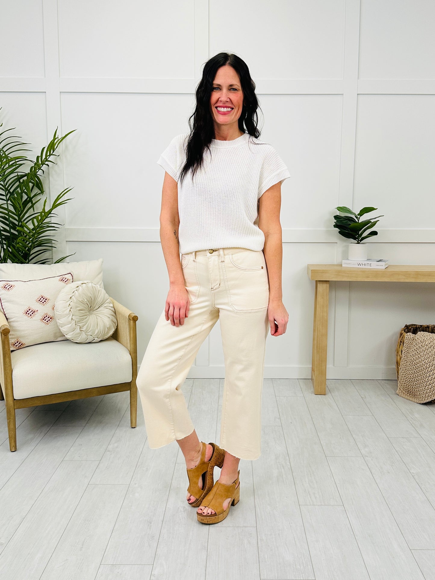 Judy Blue Cream of The Crop Cropped Wide Leg Jeans